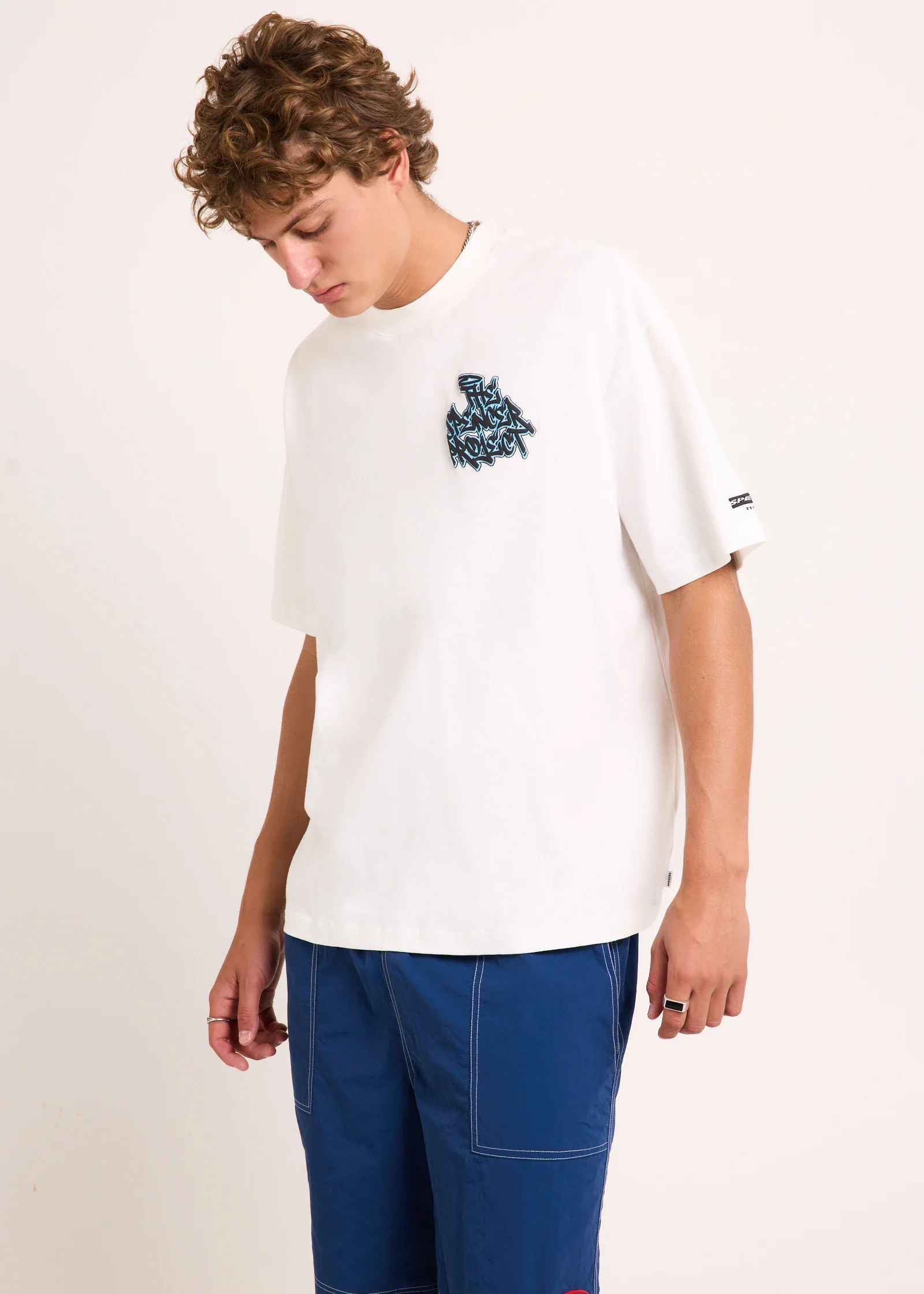 Harring T-Shirt - Image 4