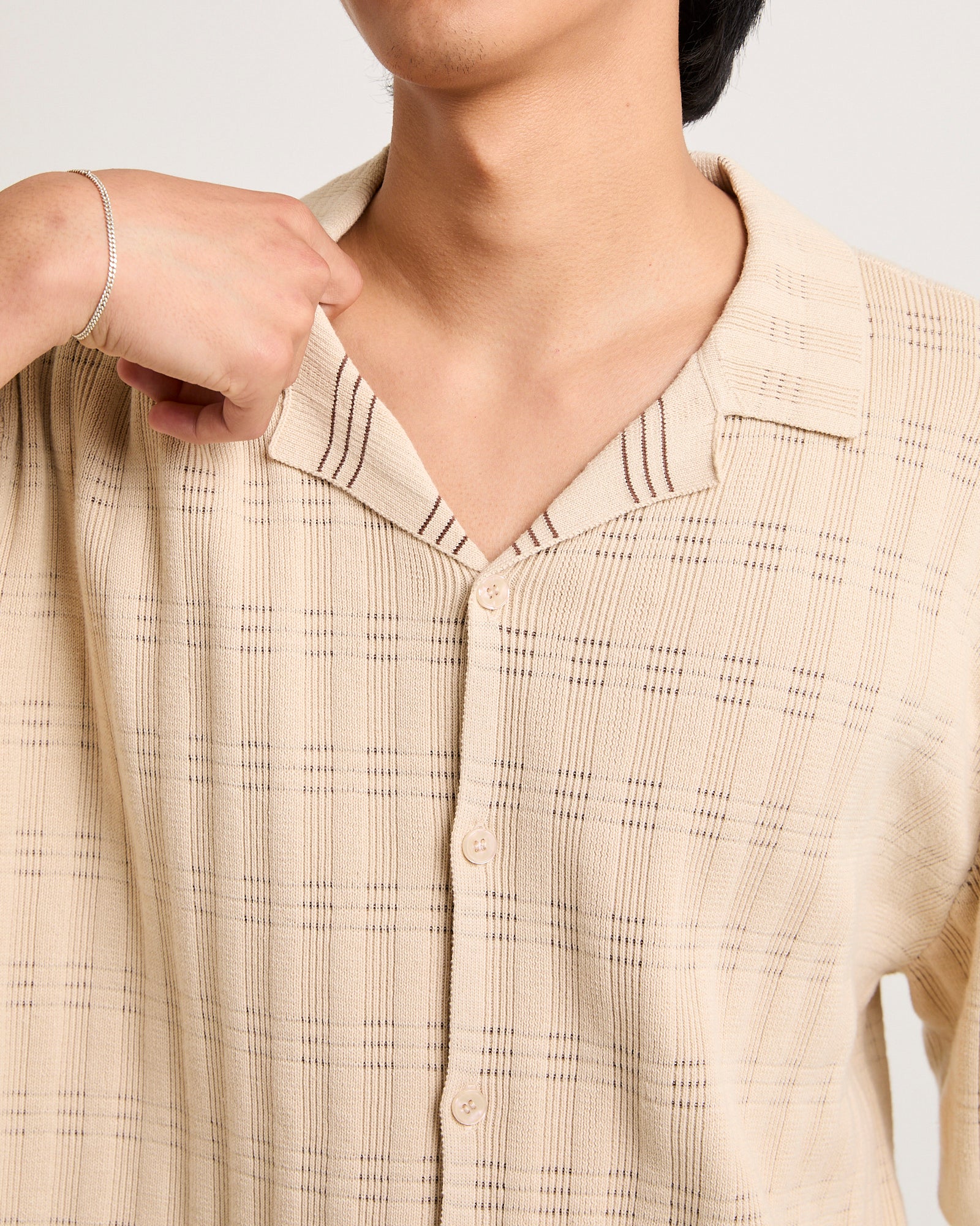 Hayes Knit Short Sleeve Resort Shirt - Image 5