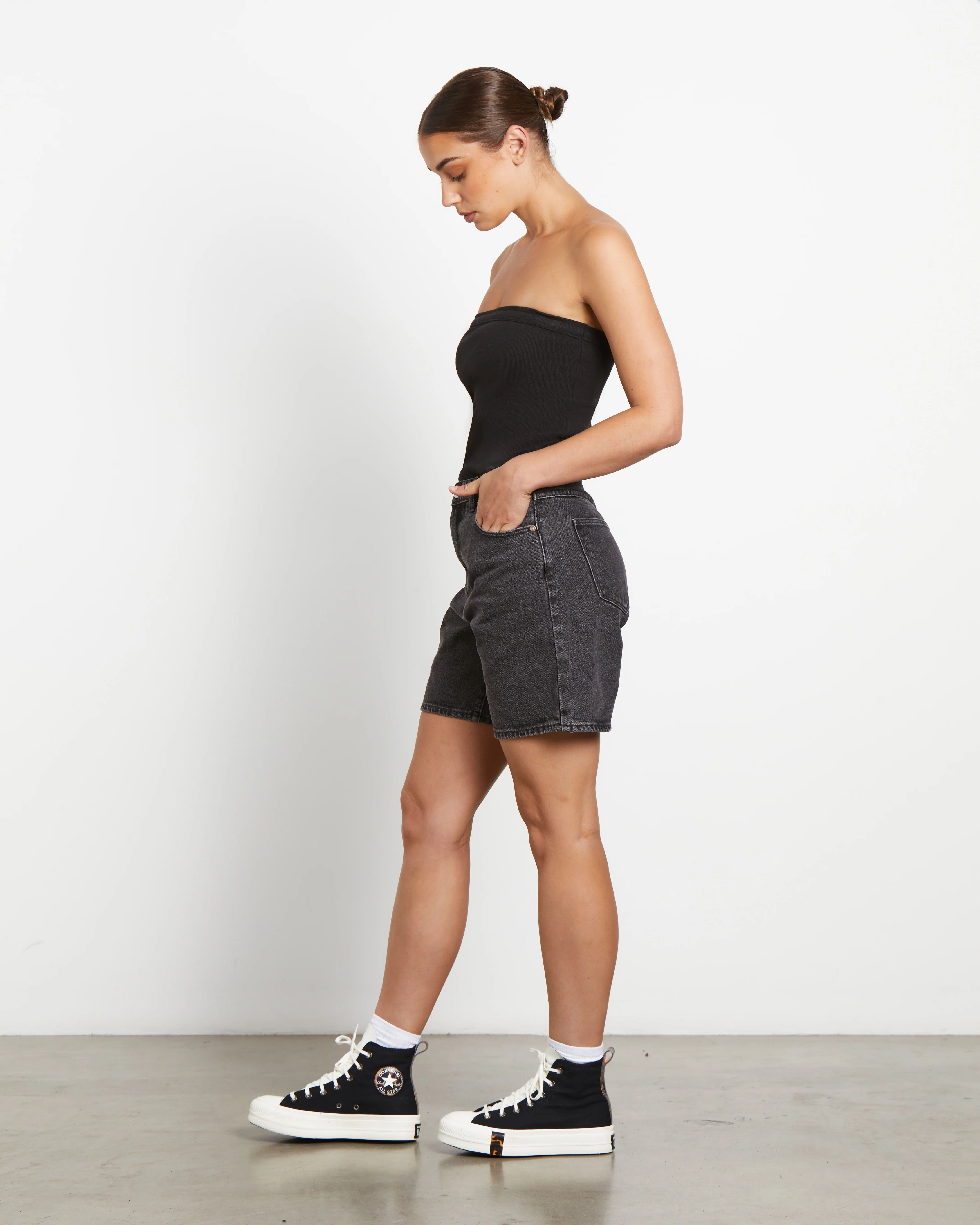 Heather Long Line Bandeau in Black - Image 4