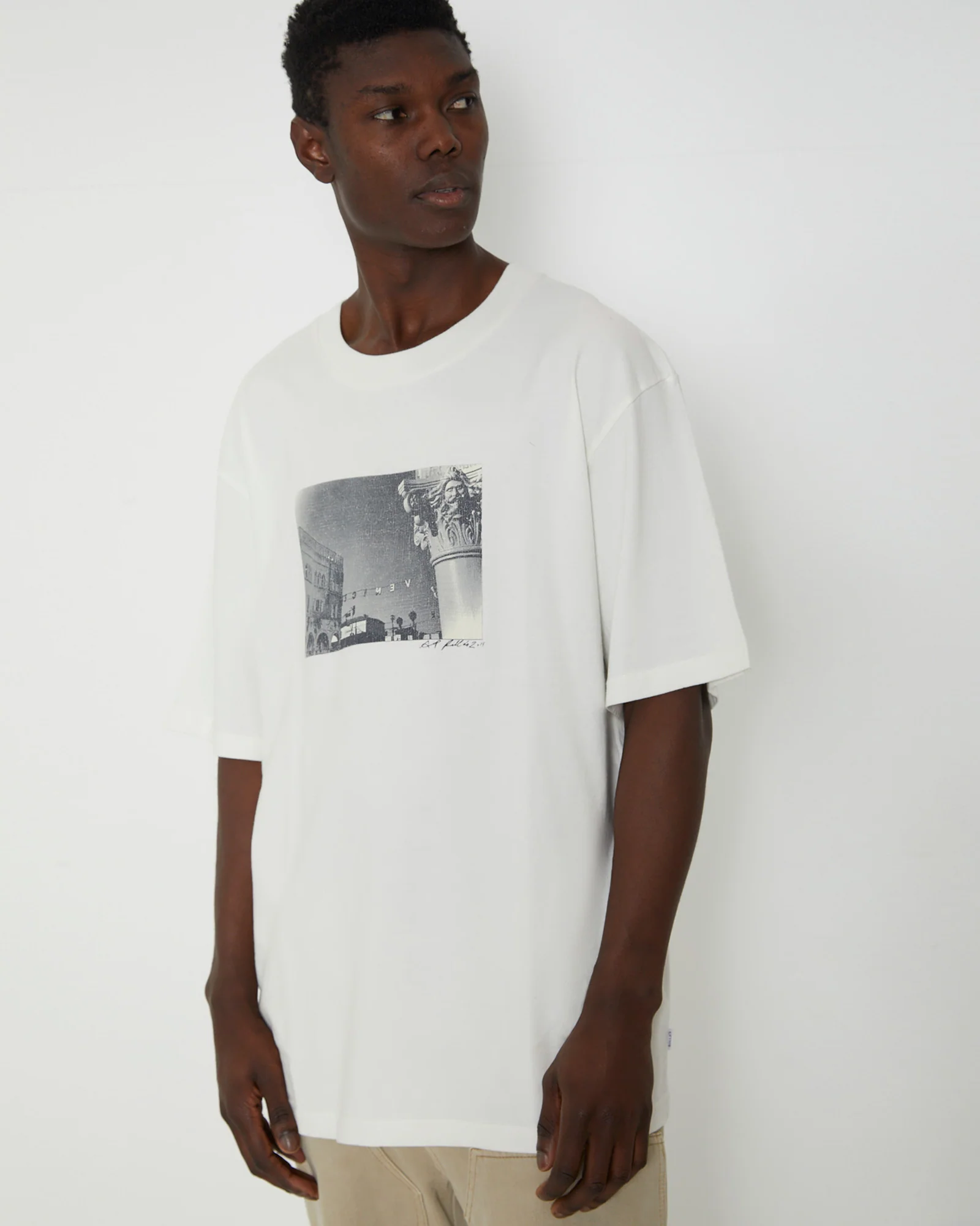 Heavy Venice Short Sleeve T-Shirt in Vintage White - Image 6