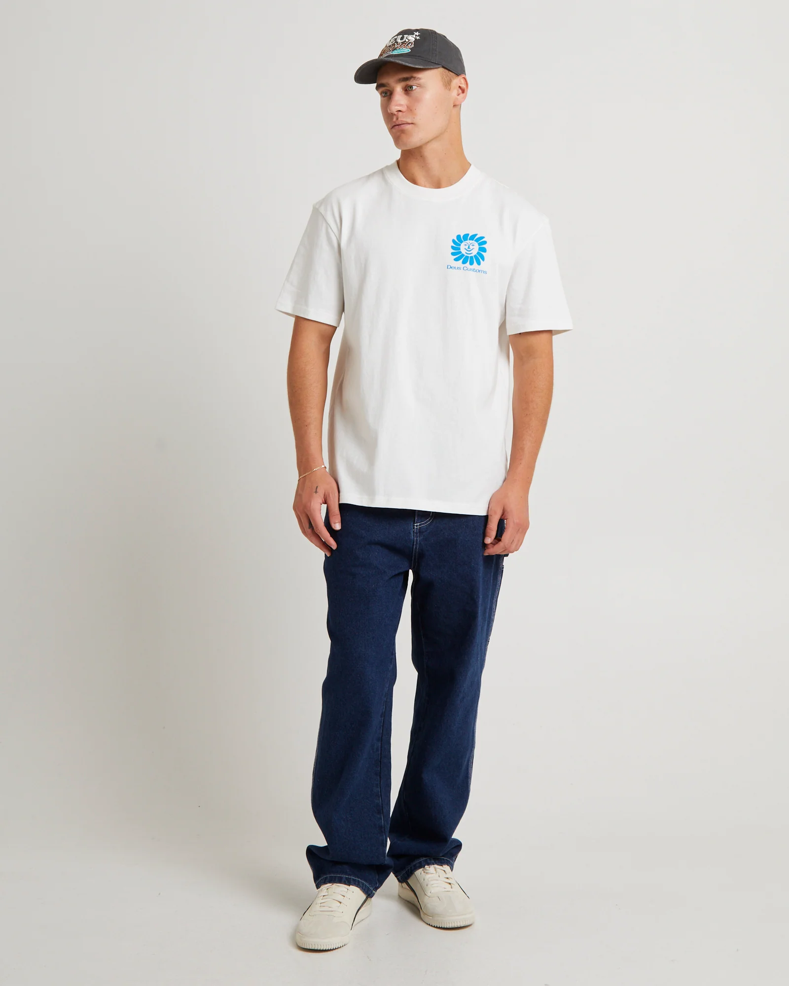 Helios T-Shirt - Image 3