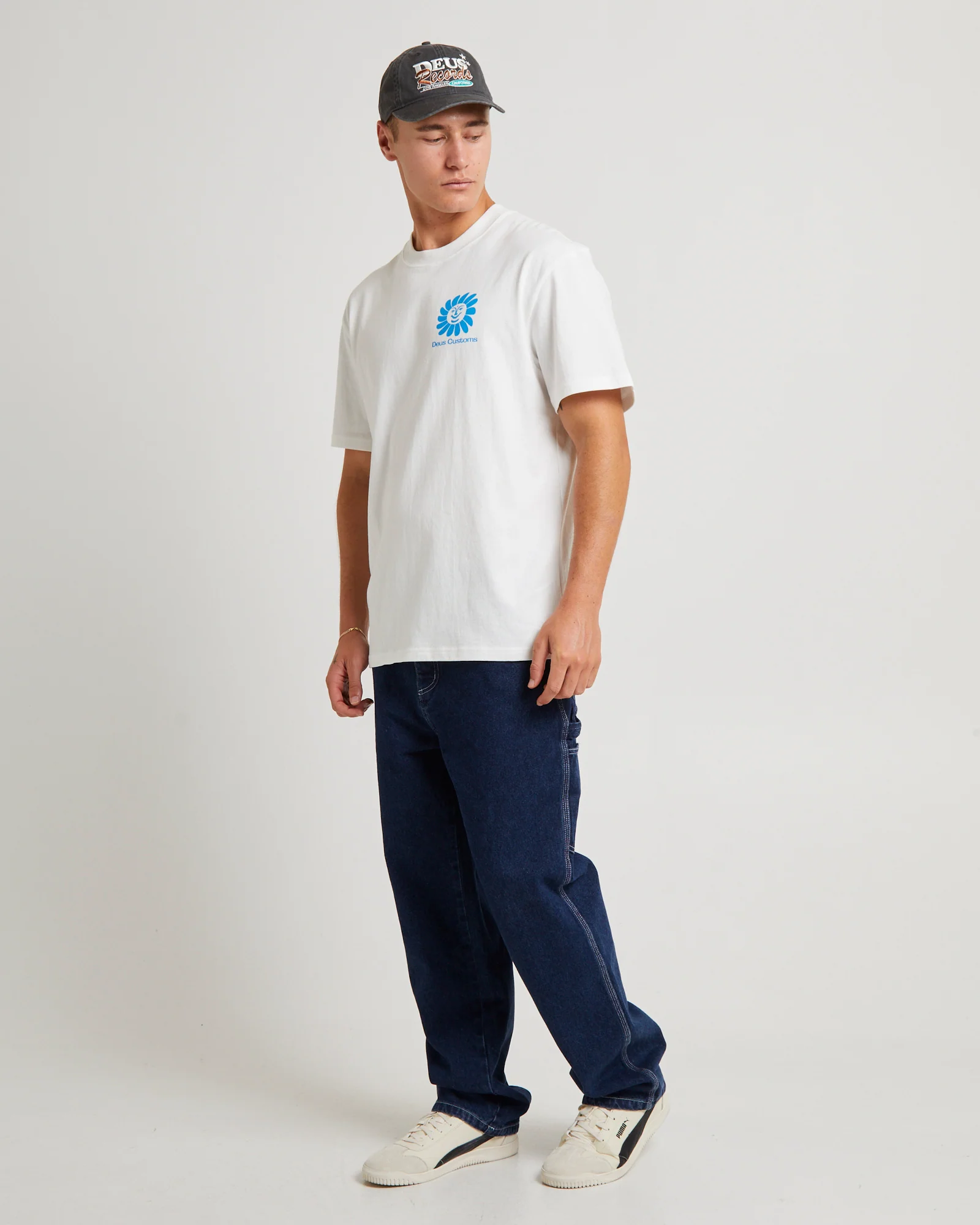 Helios T-Shirt - Image 4