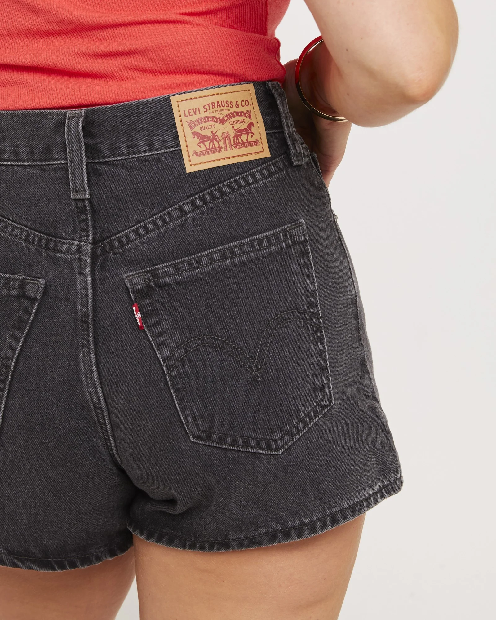 High-Waisted Mom Denim Shorts - Image 5