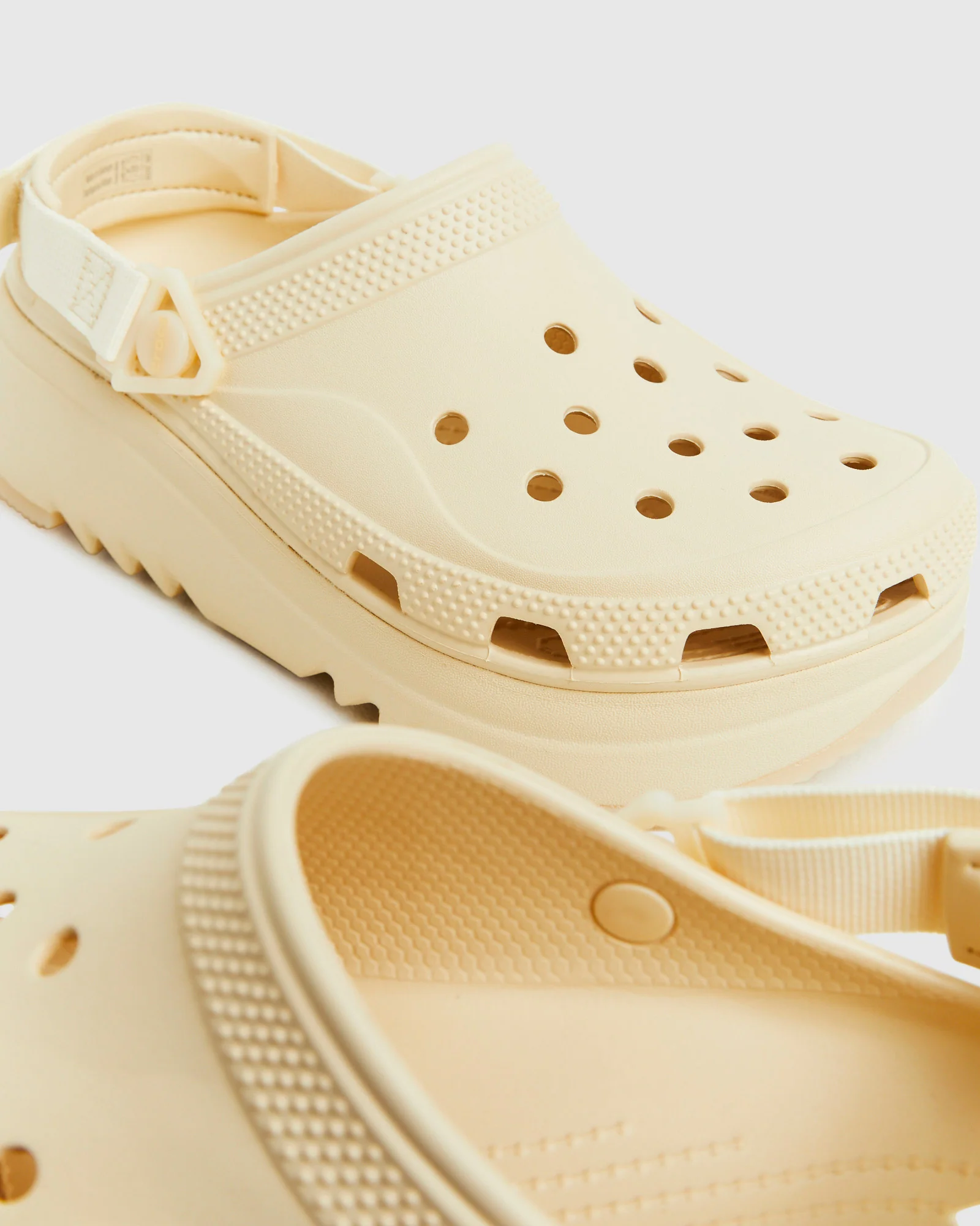 Hiker 2.0 Clogs - Image 6
