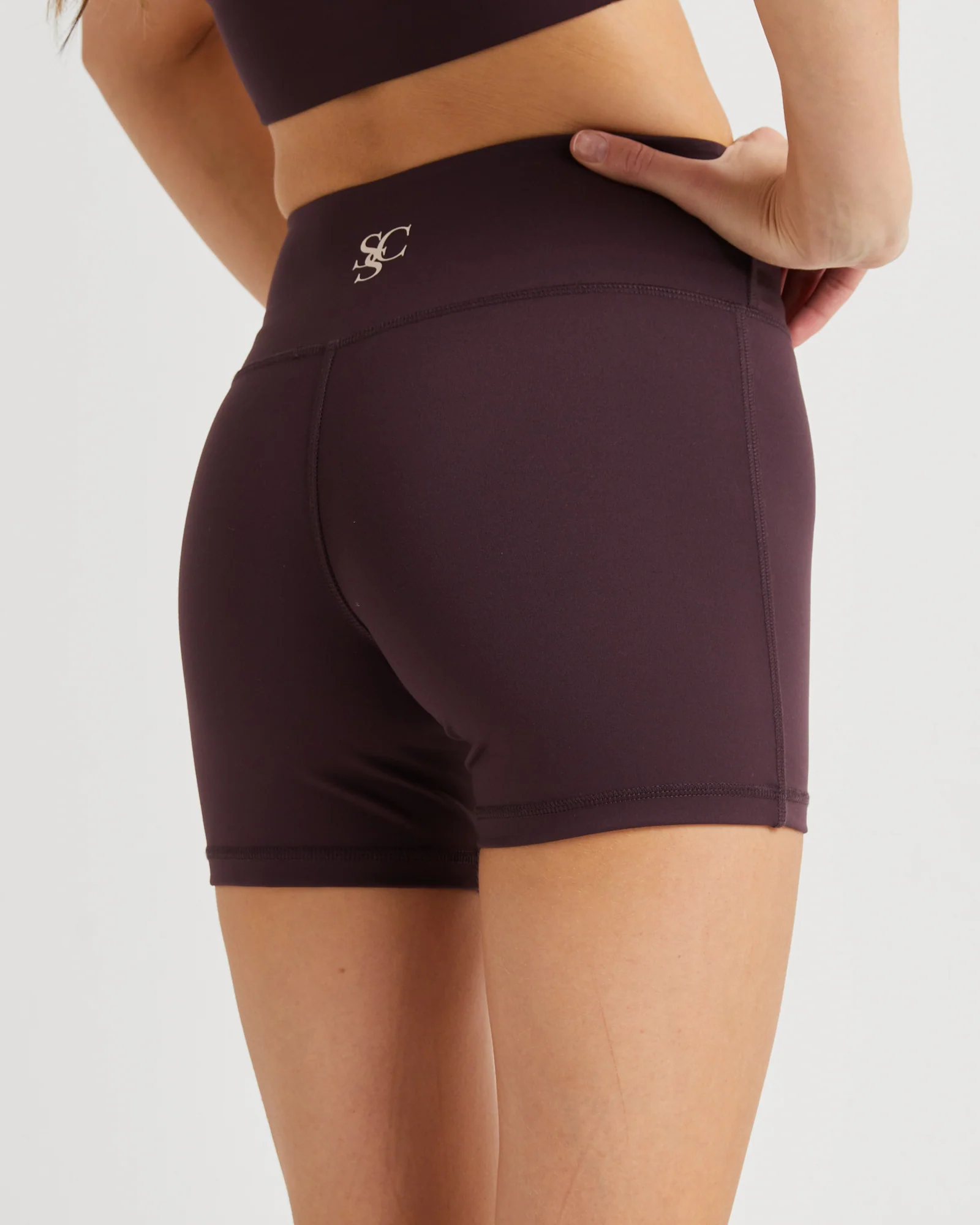 Hot Shorts - Image 5