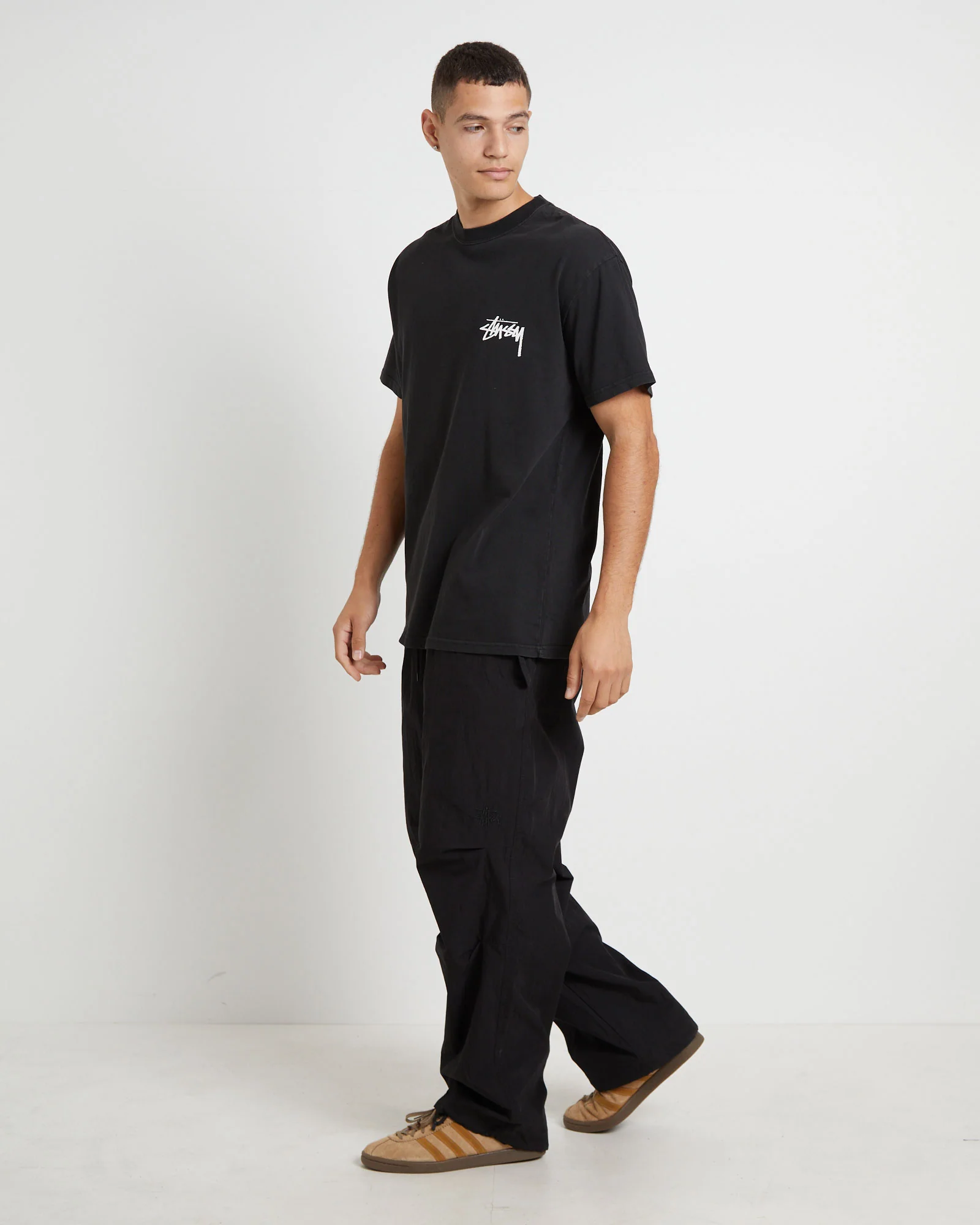 How We're Living Heavyweight Short Sleeve T-Shirt in Black - Image 4