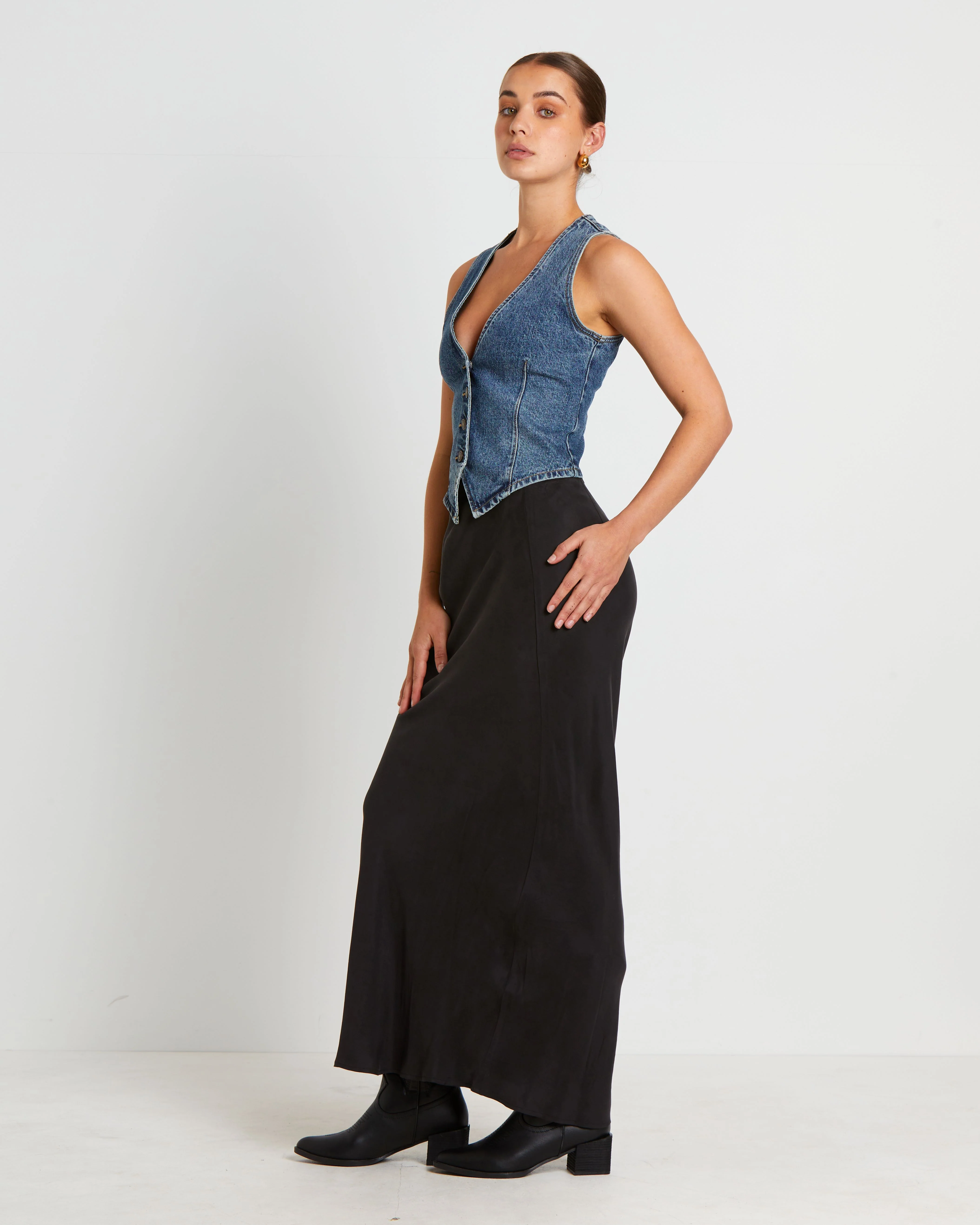Howdy Denim Vest in Grunge Blue - Image 4