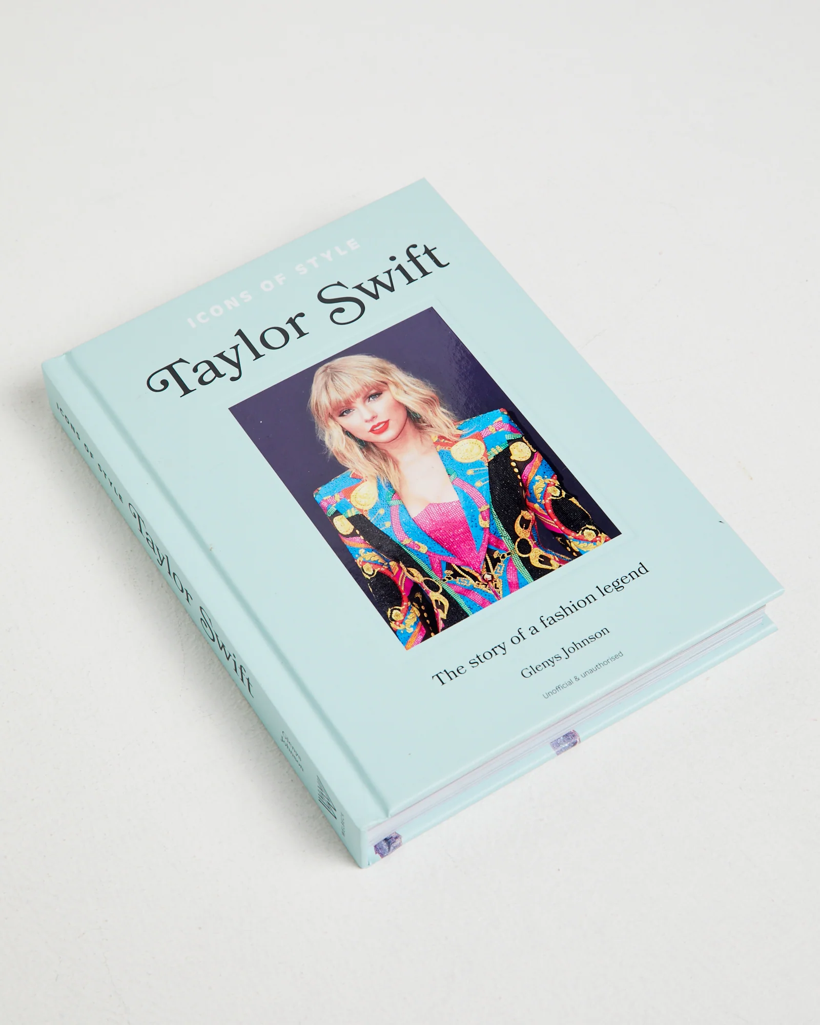 Icons Of Style: Taylor Swift - Image 3