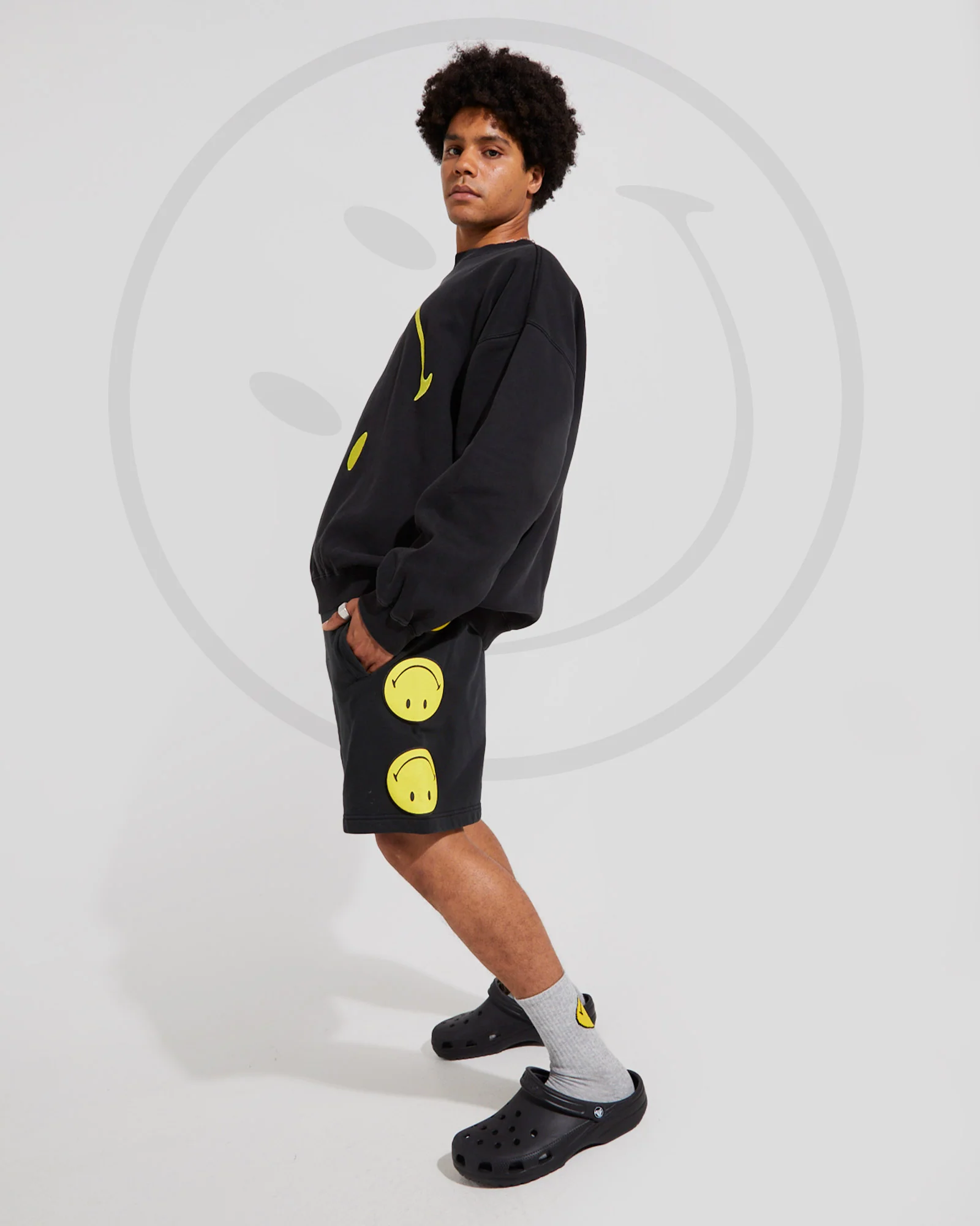 Insight x Smiley Beam Fleece Short - Image 4