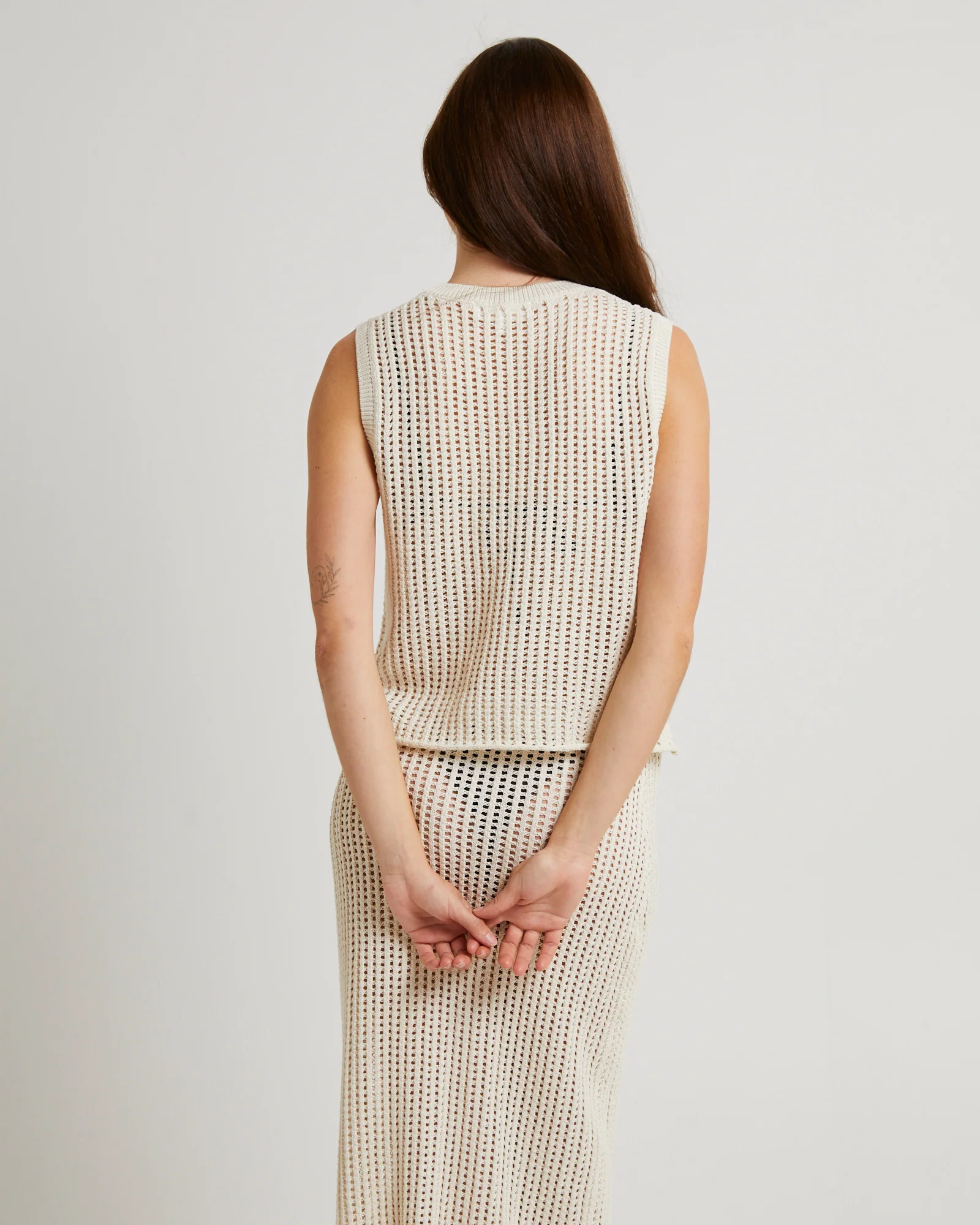 Iris Crochet Tank Top - Image 2