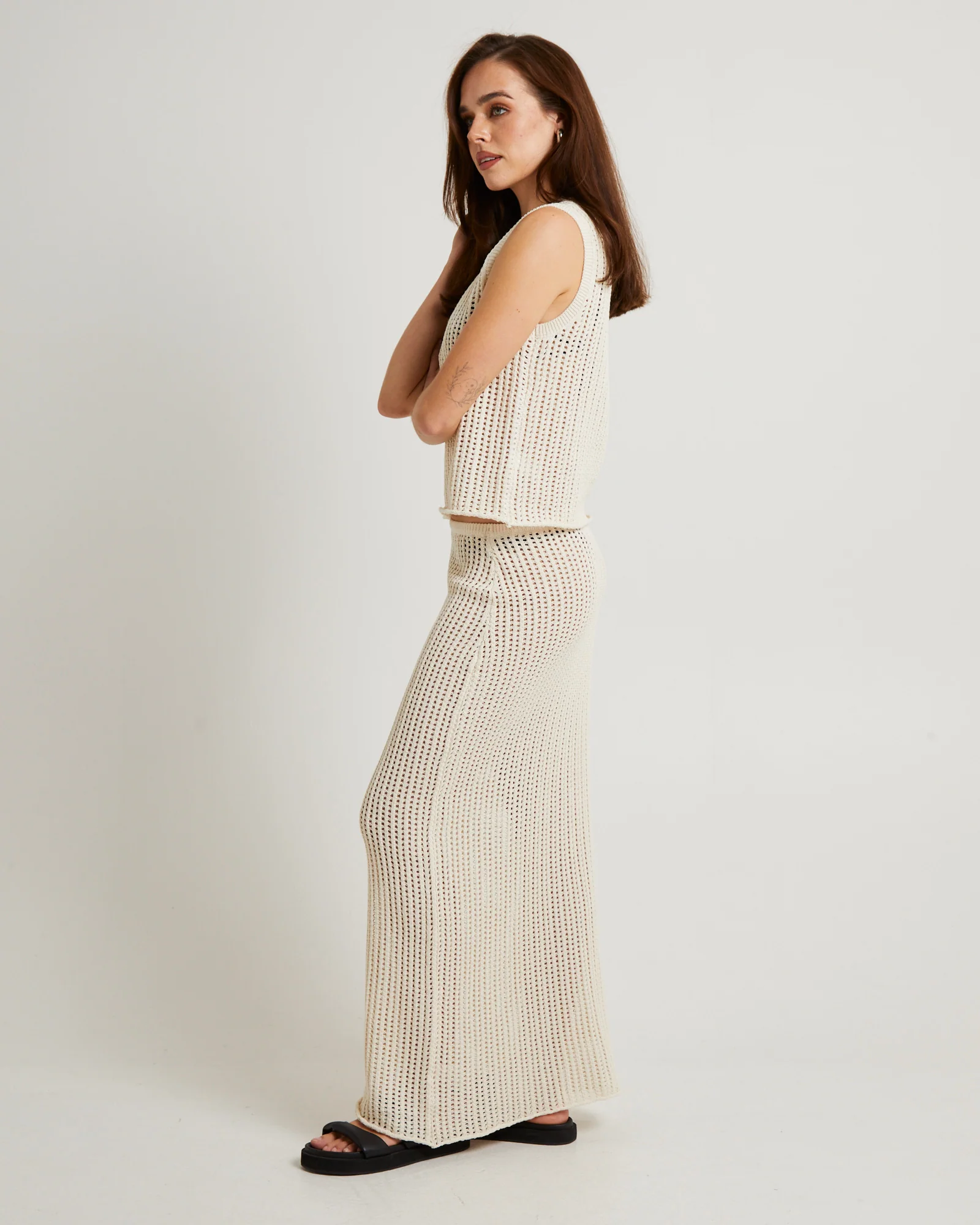 Iris Crochet Tank Top - Image 3