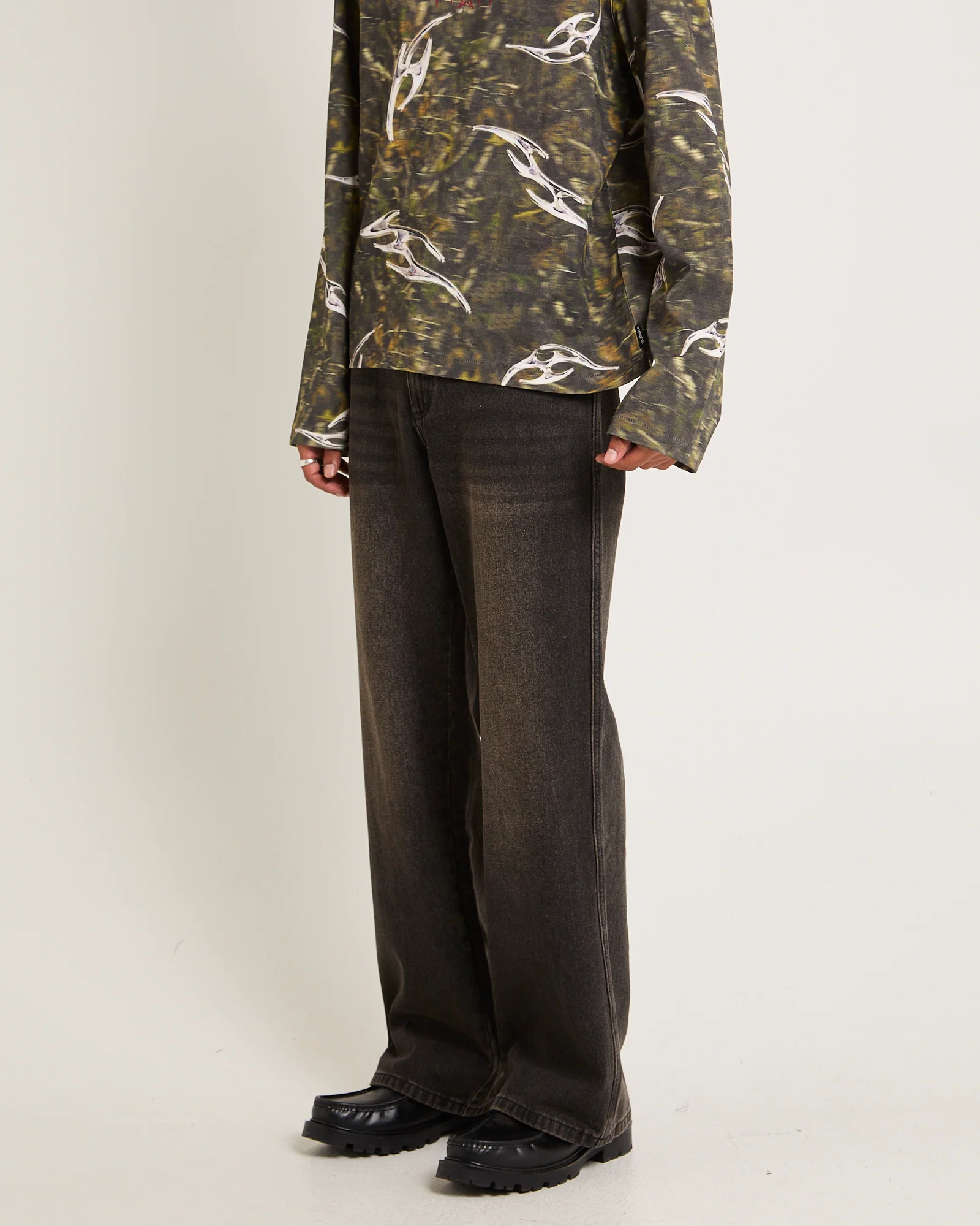 Jagger Bootcut Denim Jeans - Image 4