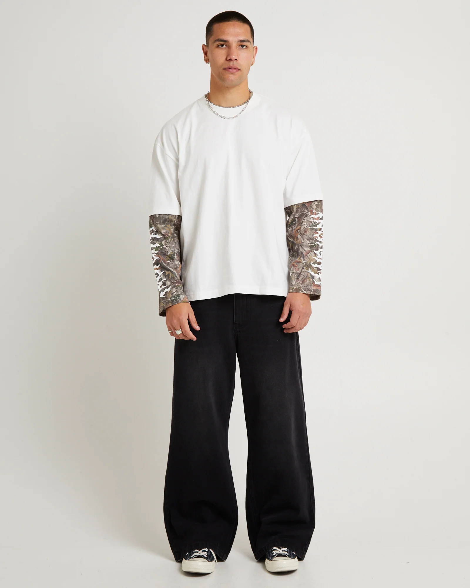 Jay Double Sleeve Long Sleevs T-Shirt - Image 3