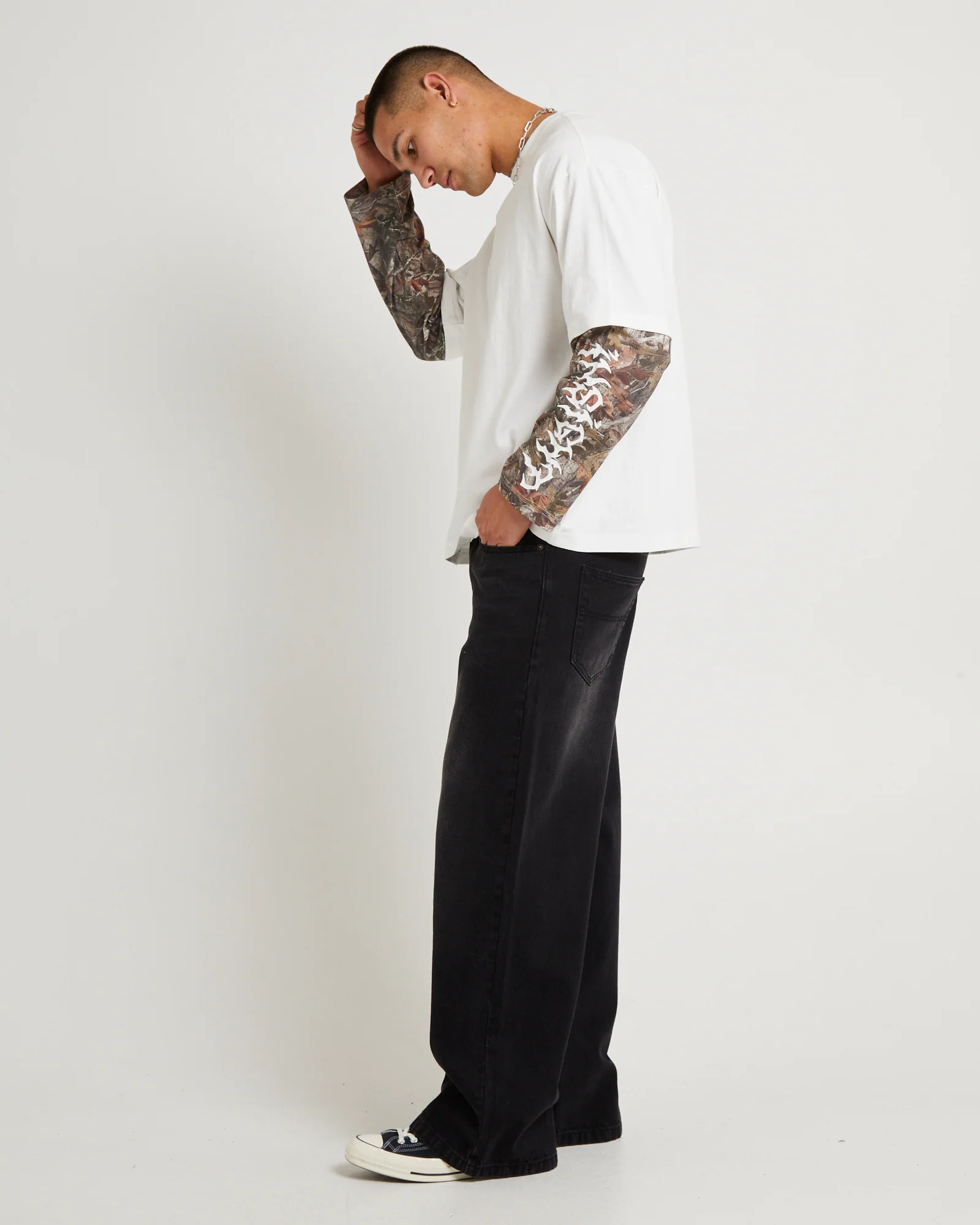 Jay Double Sleeve Long Sleevs T-Shirt - Image 4