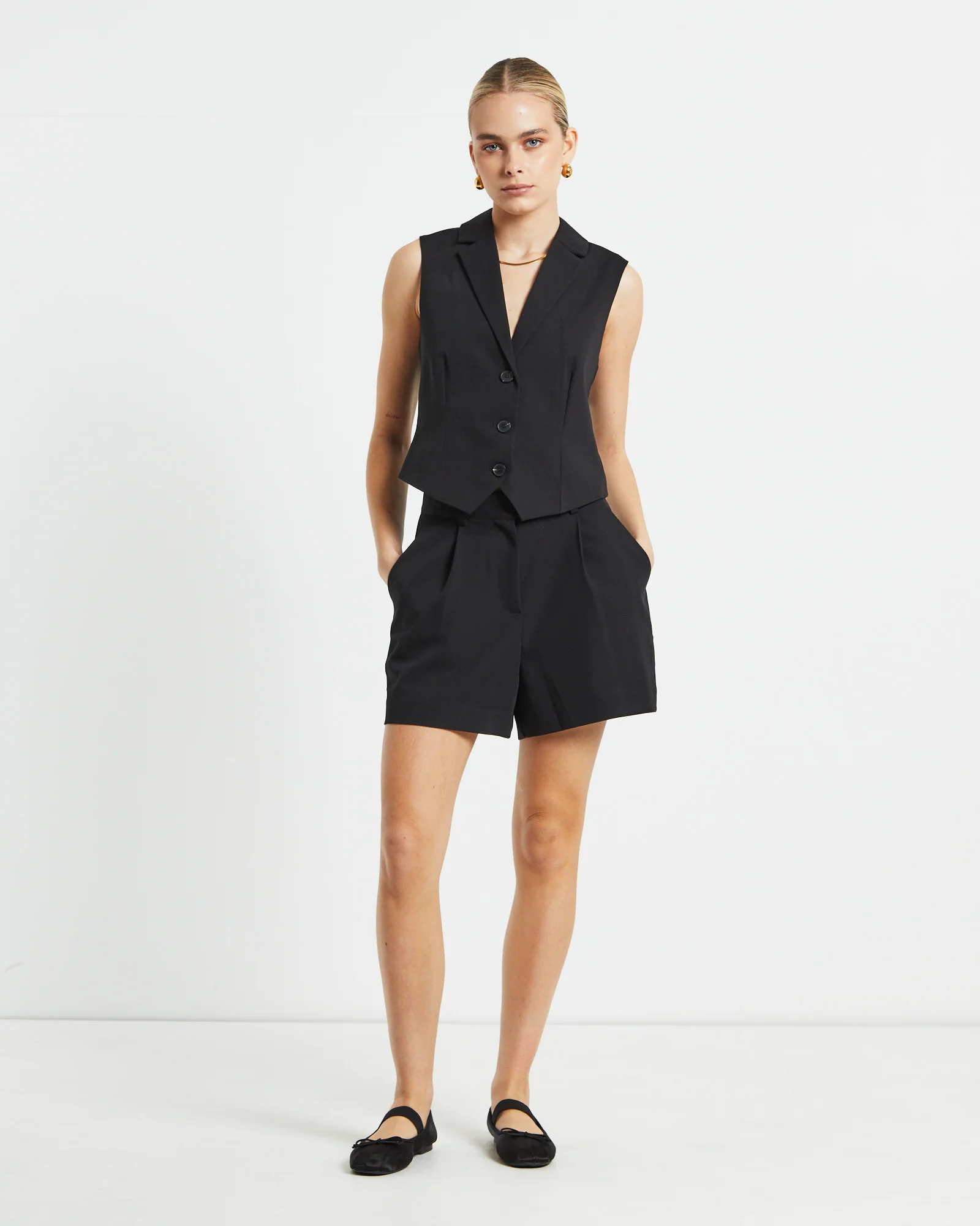 Jennifer Tailored Shorts Black - Image 4
