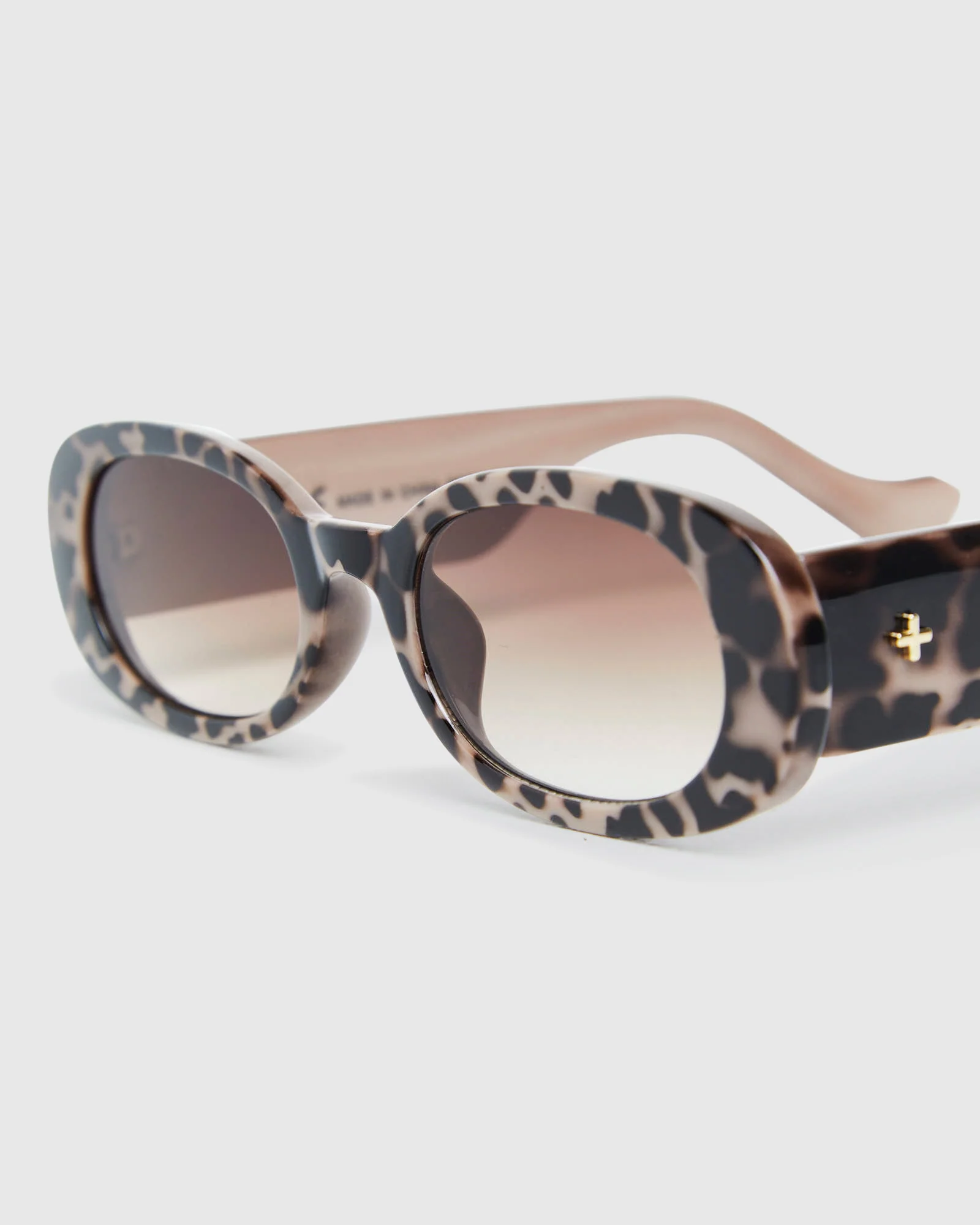 Jones Sunglasses - Image 5