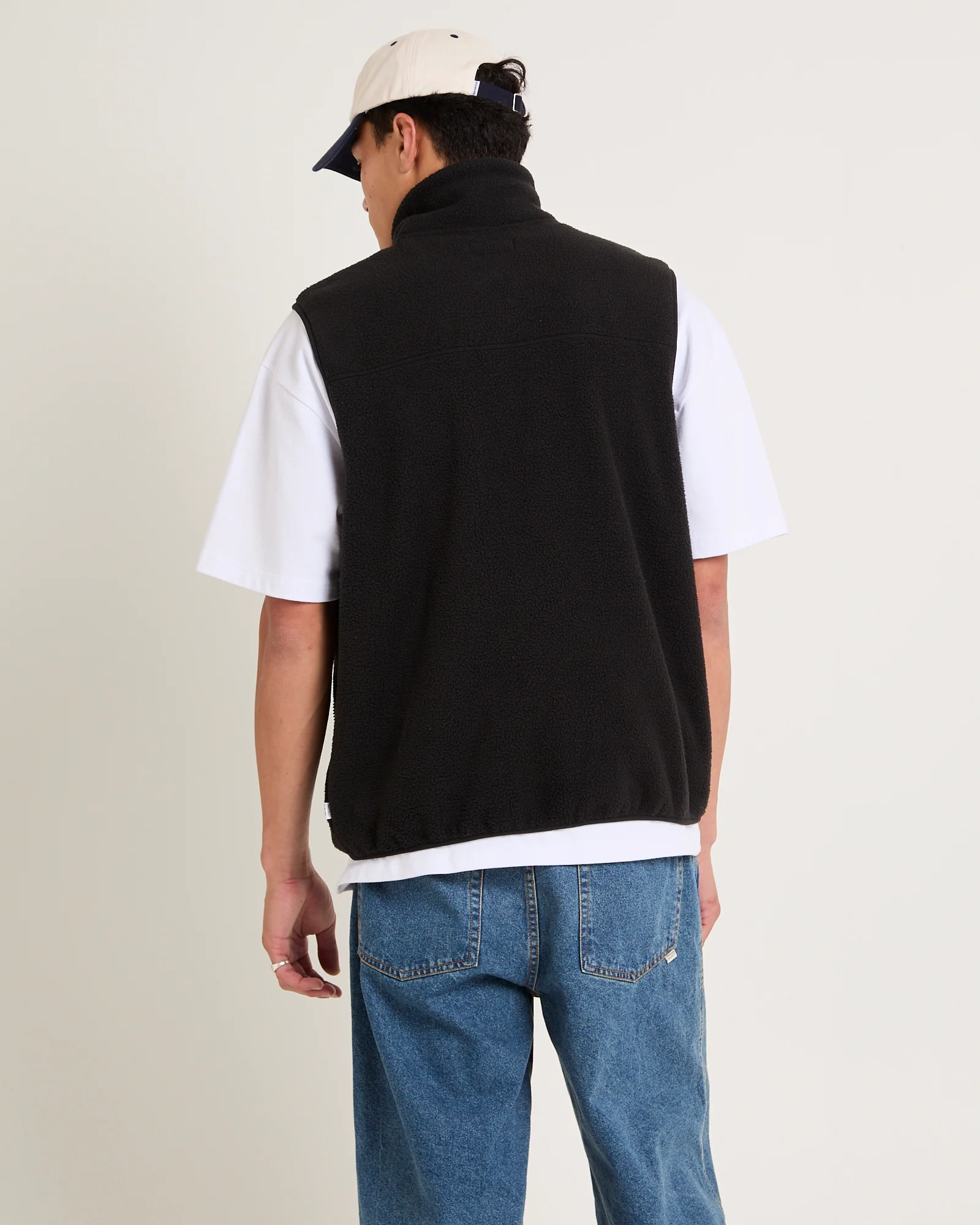 K3 Sherpa Vest - Image 2