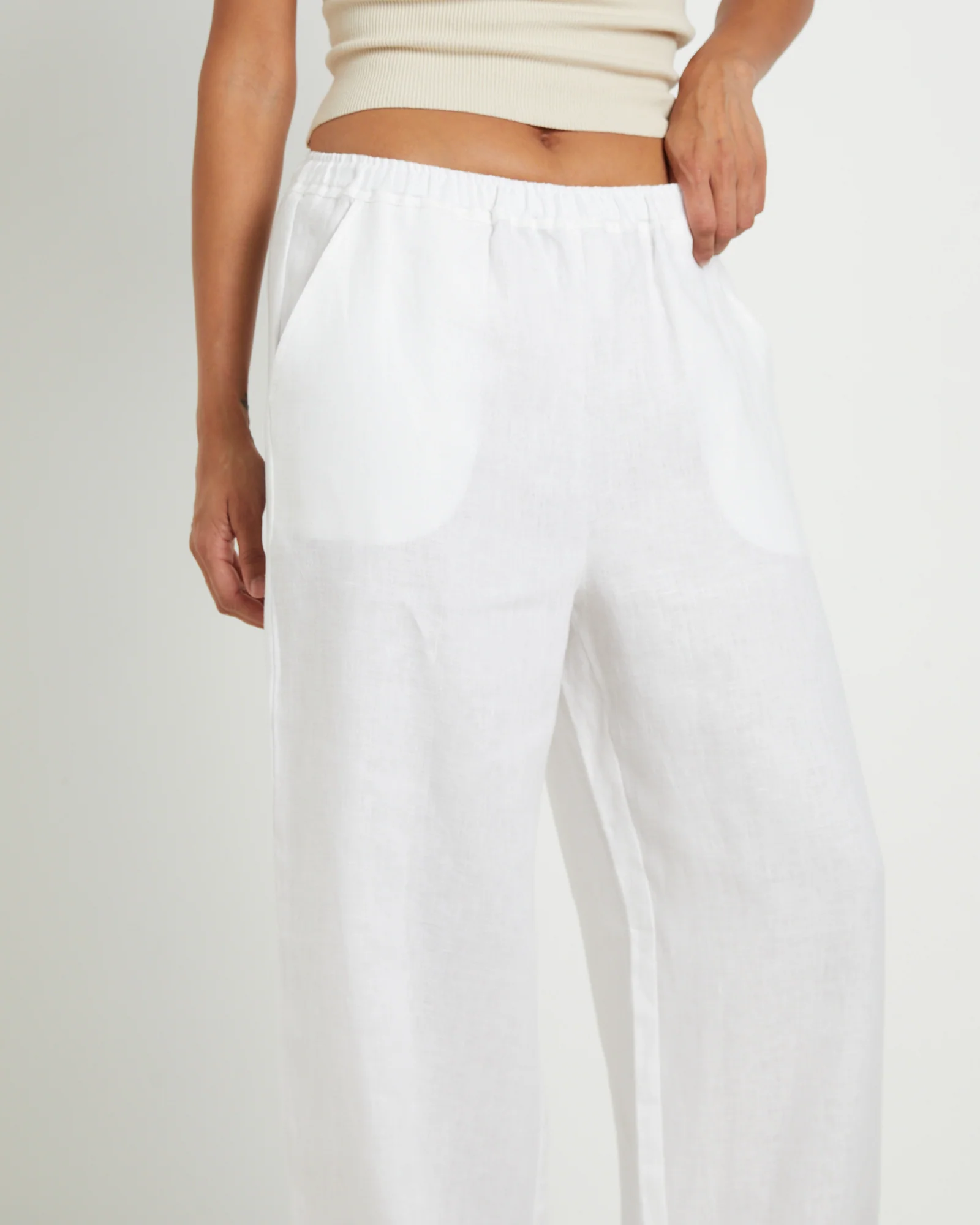 Kai Linen Draw Pants in White - Image 5