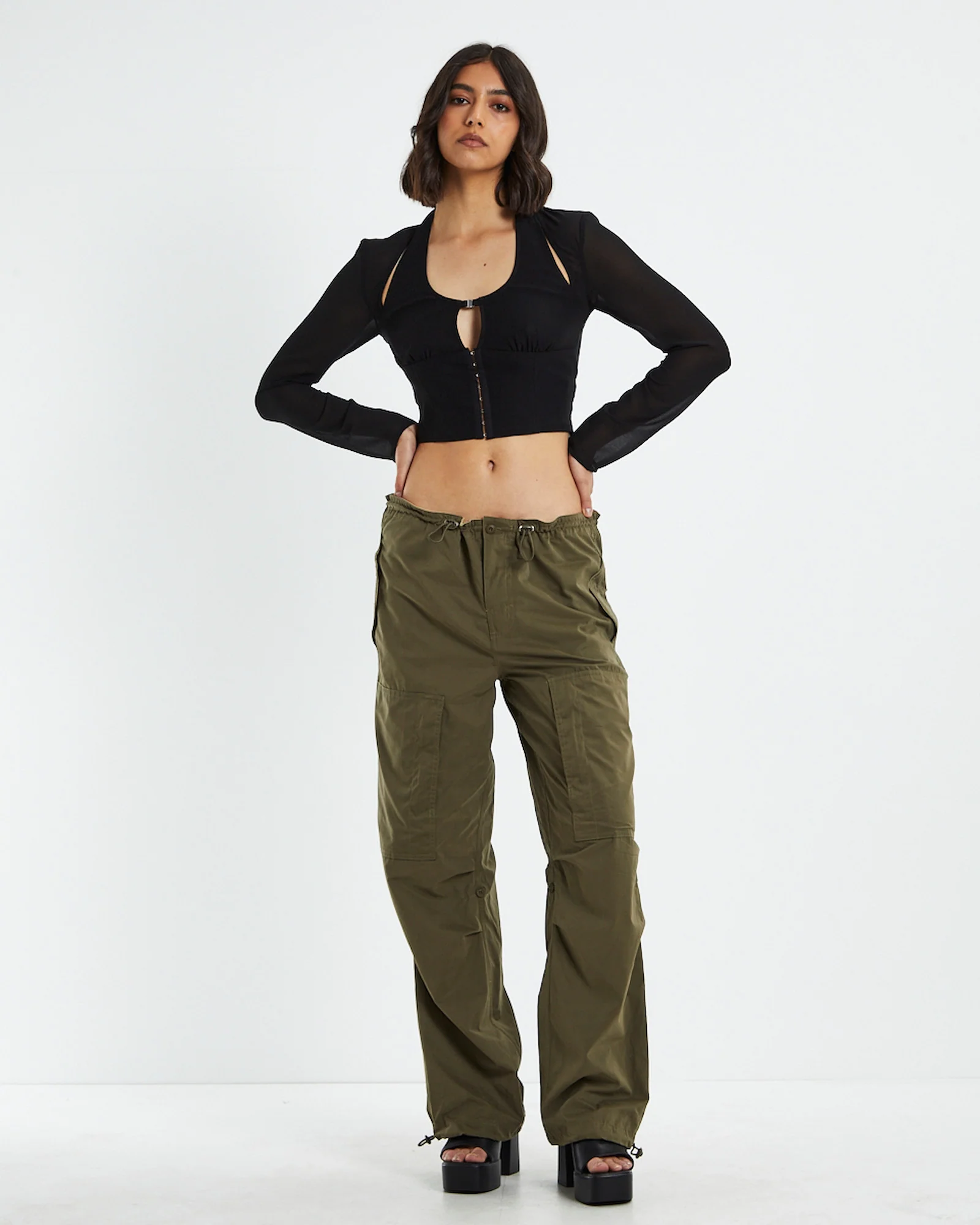 Kamali Hook Front Long Sleeve Halter Top Black - Image 3
