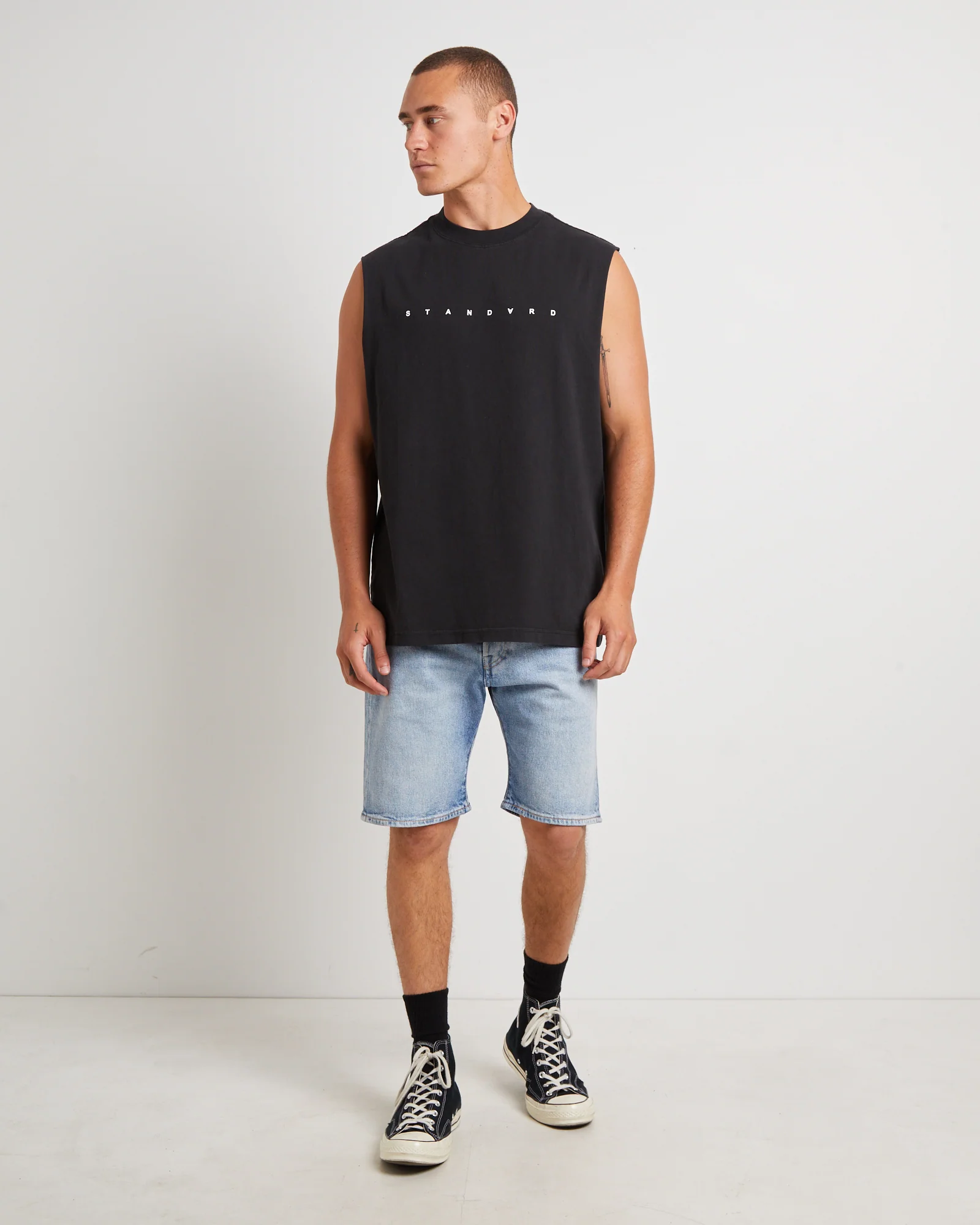 Kerning Muscle Tee in Black - Image 3