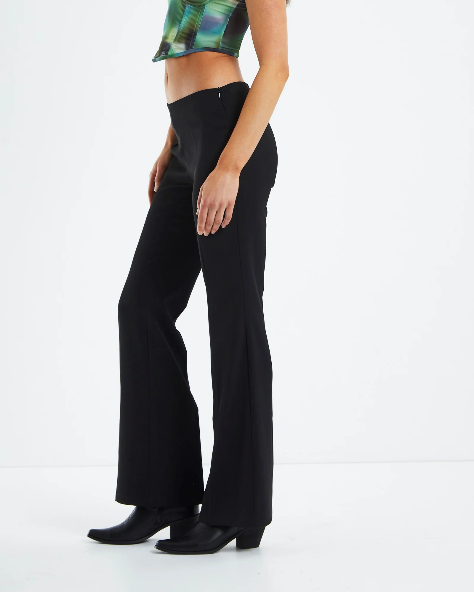 Kinsley Low Rise Bootcut Pants Black - Image 4