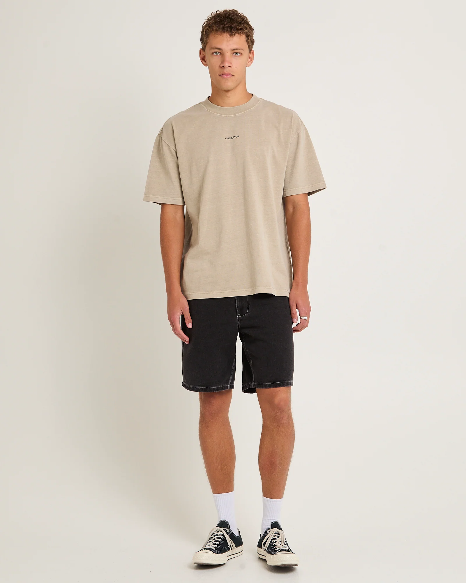 Knocker Contrast Vintage Denim Shorts - Image 3