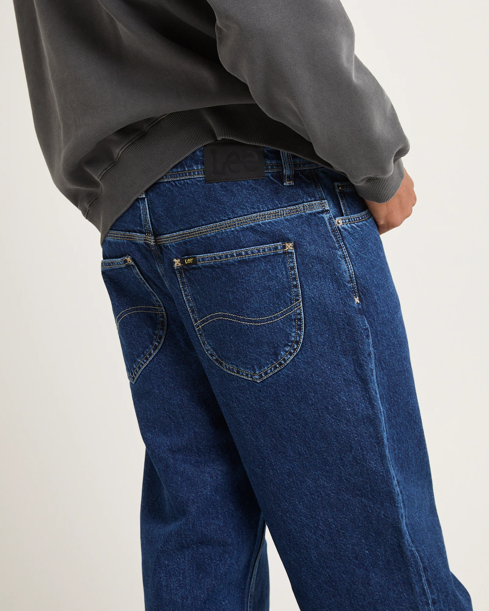 L-Four Baggy Denim Jeans Cash Indigo - Image 5