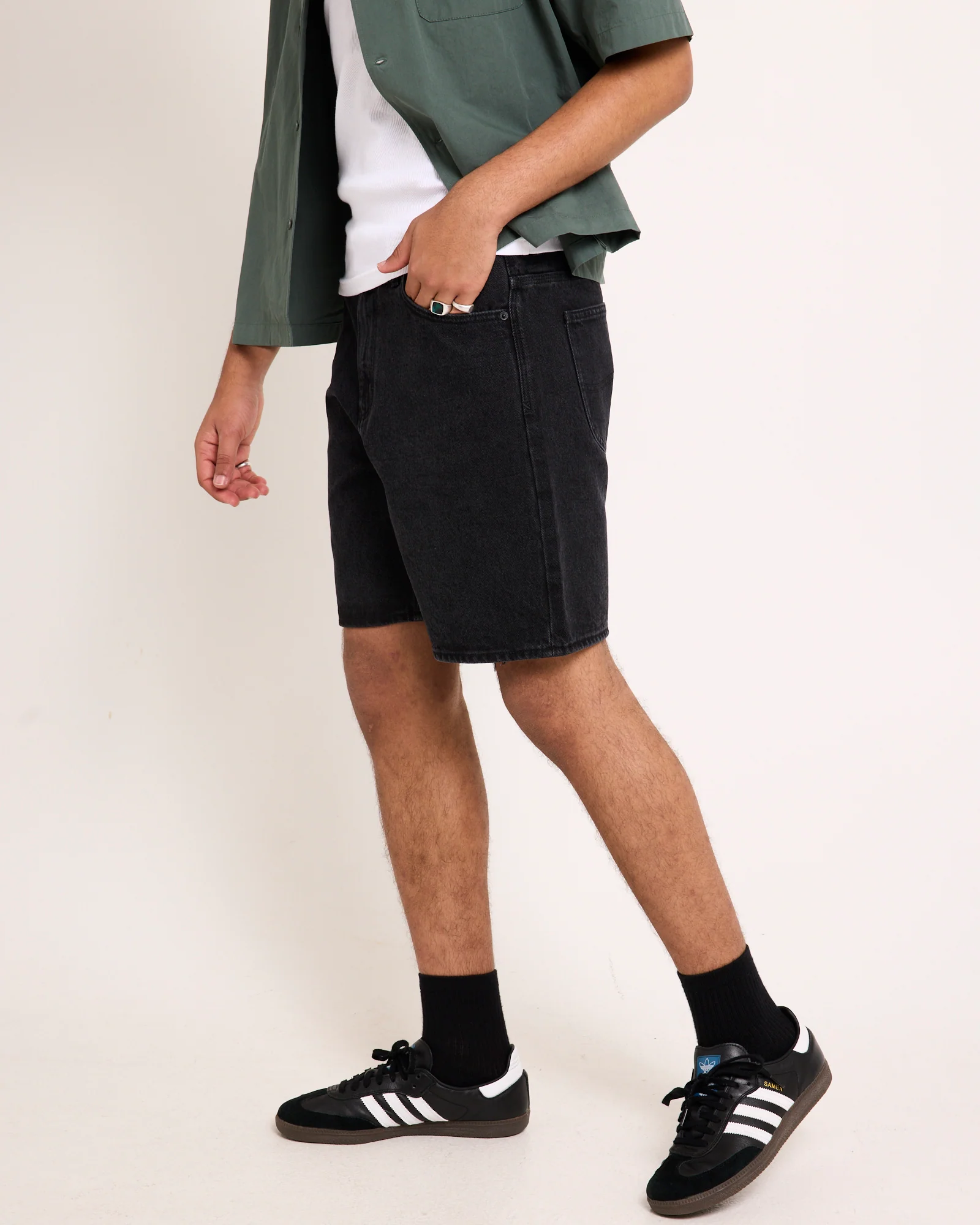 L-Four Baggy Denim Shorts - Image 4