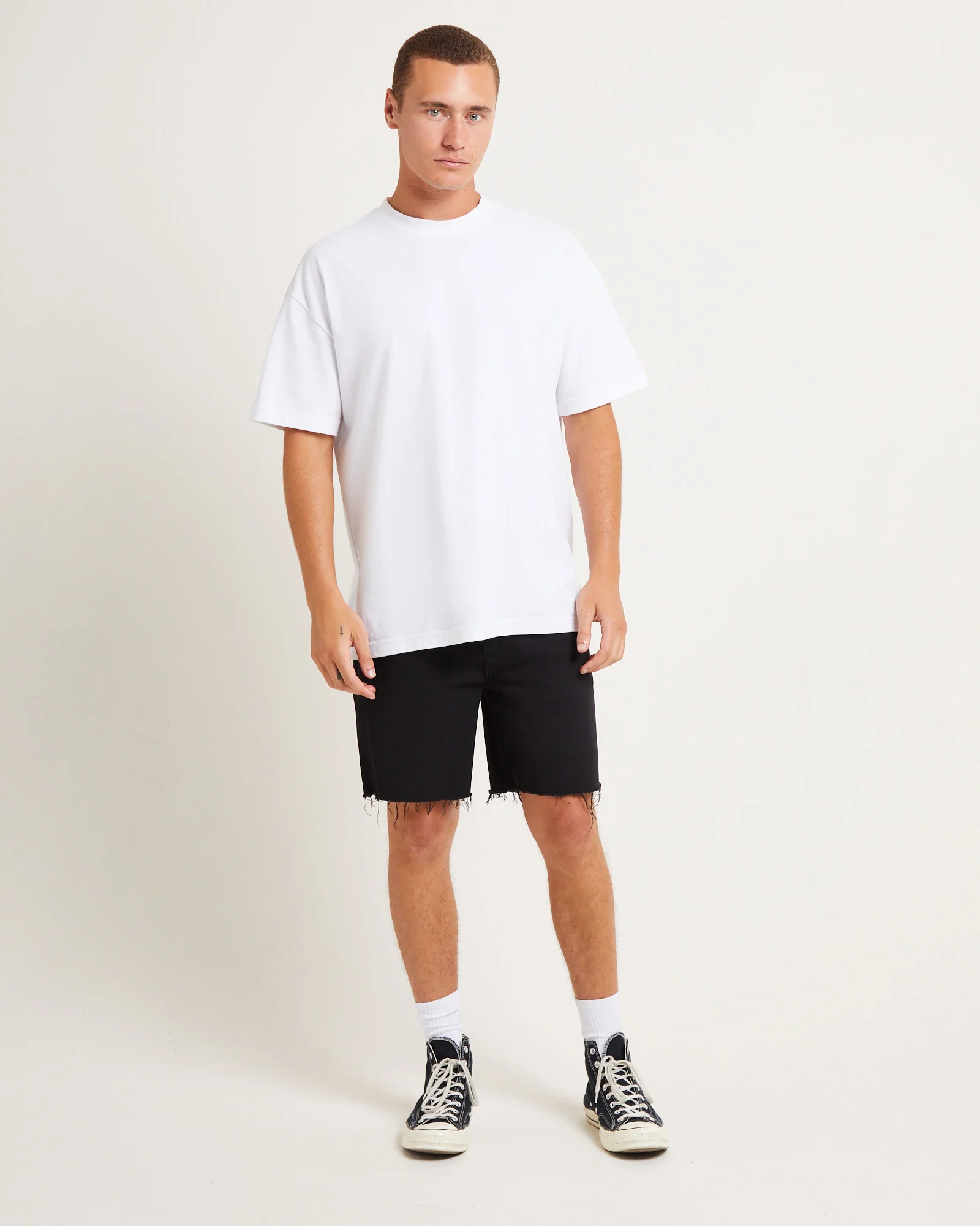 L-Two Slim Denim Shorts - Image 3
