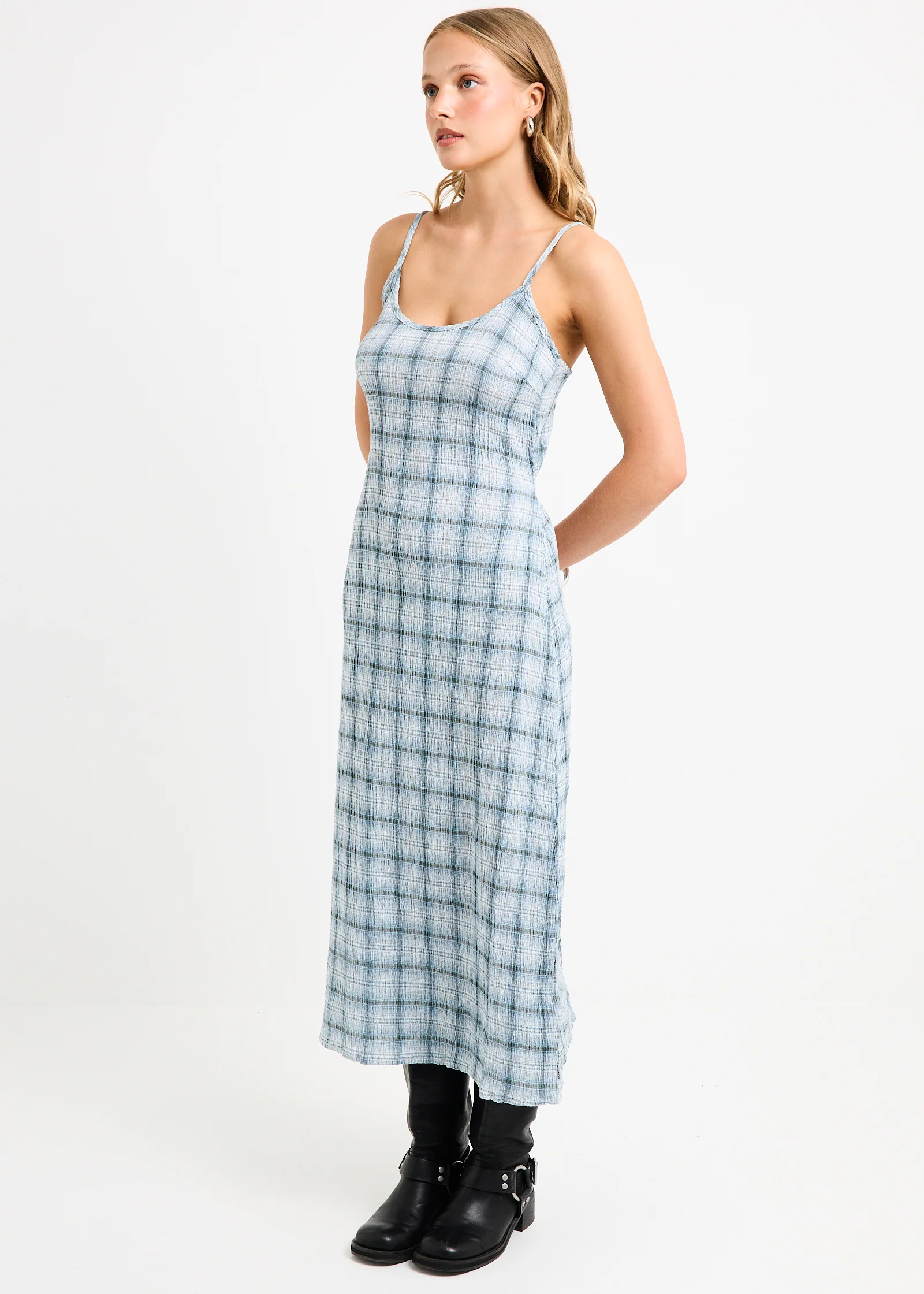 Rumi Seersucker Midi Dress - Image 4