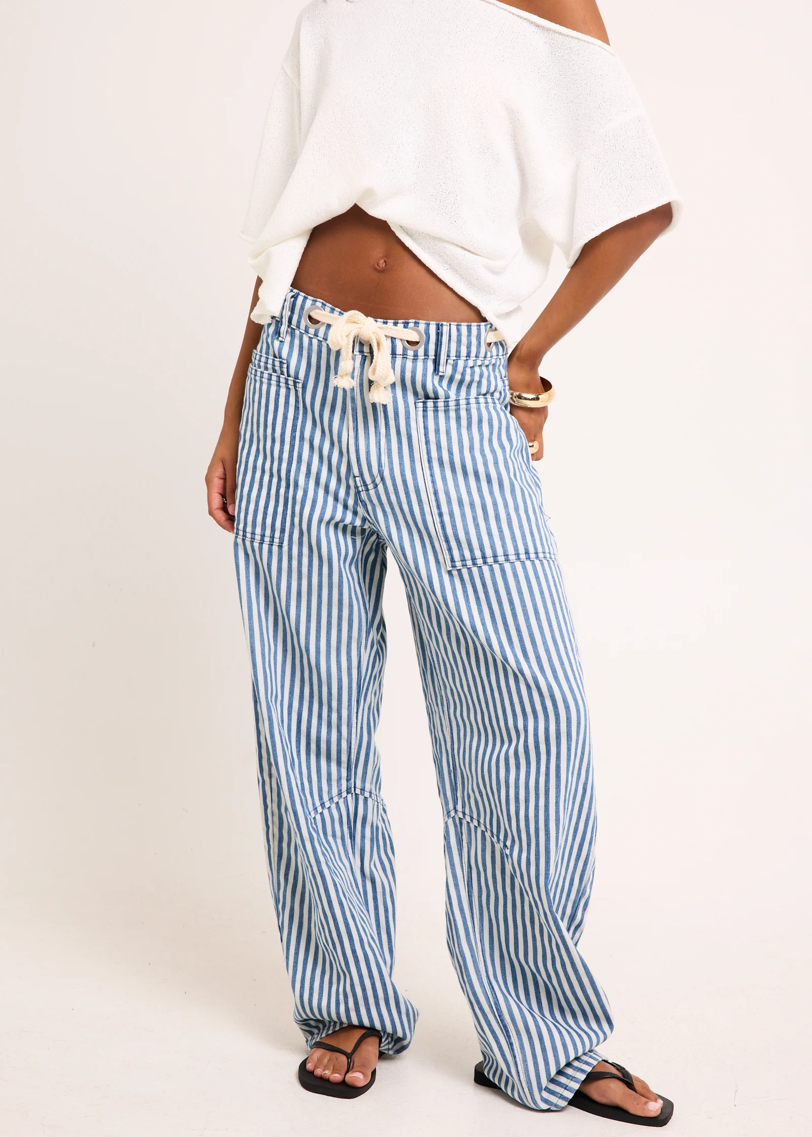 Laila Low Barrel Denim Jeans - Image 2