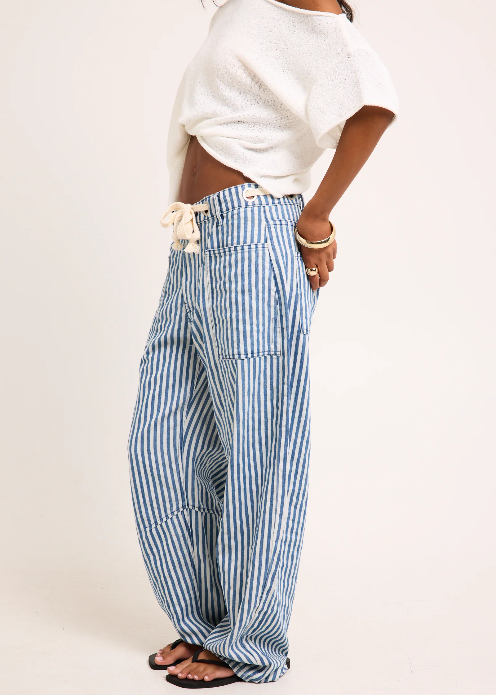 Laila Low Barrel Denim Jeans - Image 3