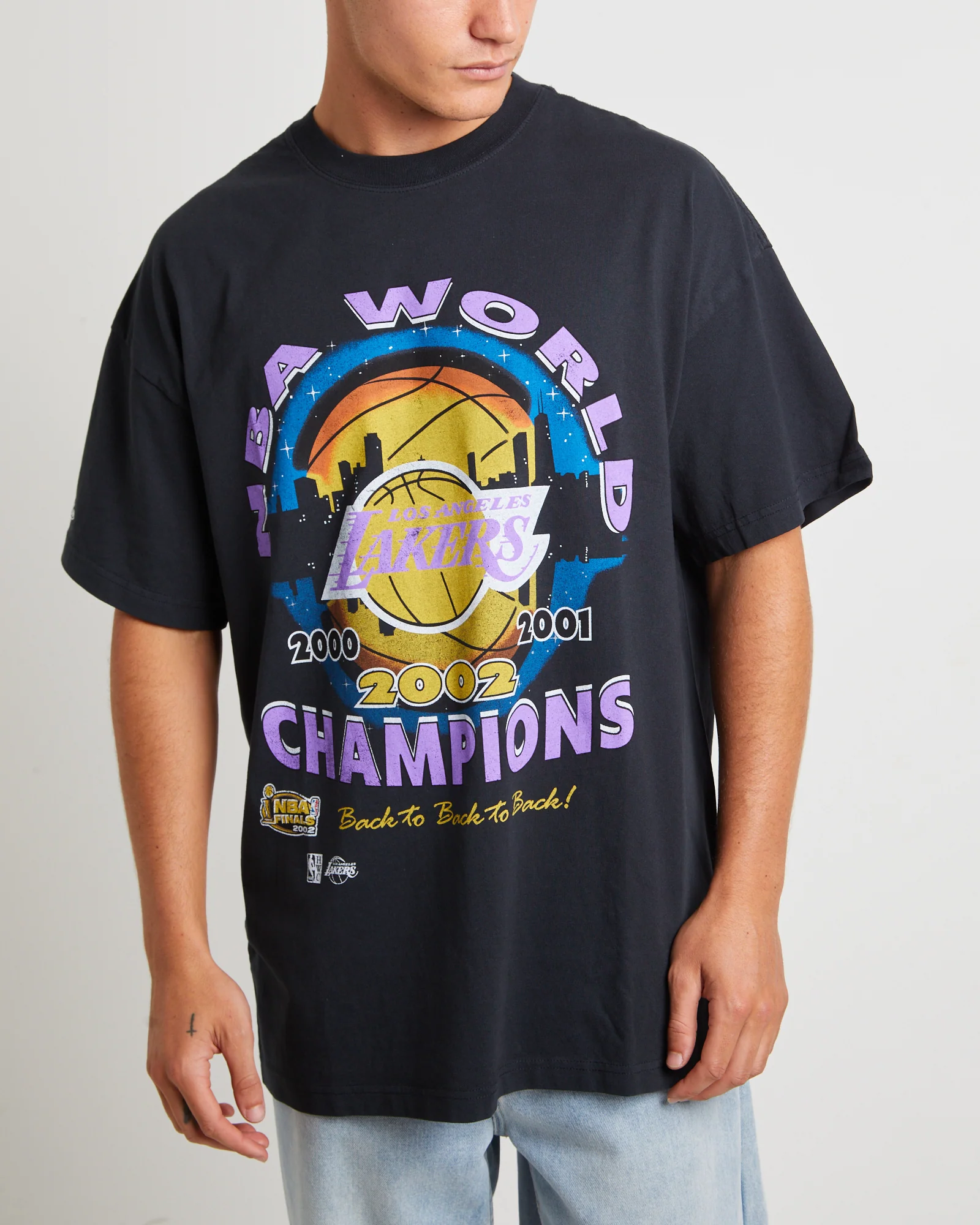Lakers Final Champions T-Shirt in Faded Black - Image 5