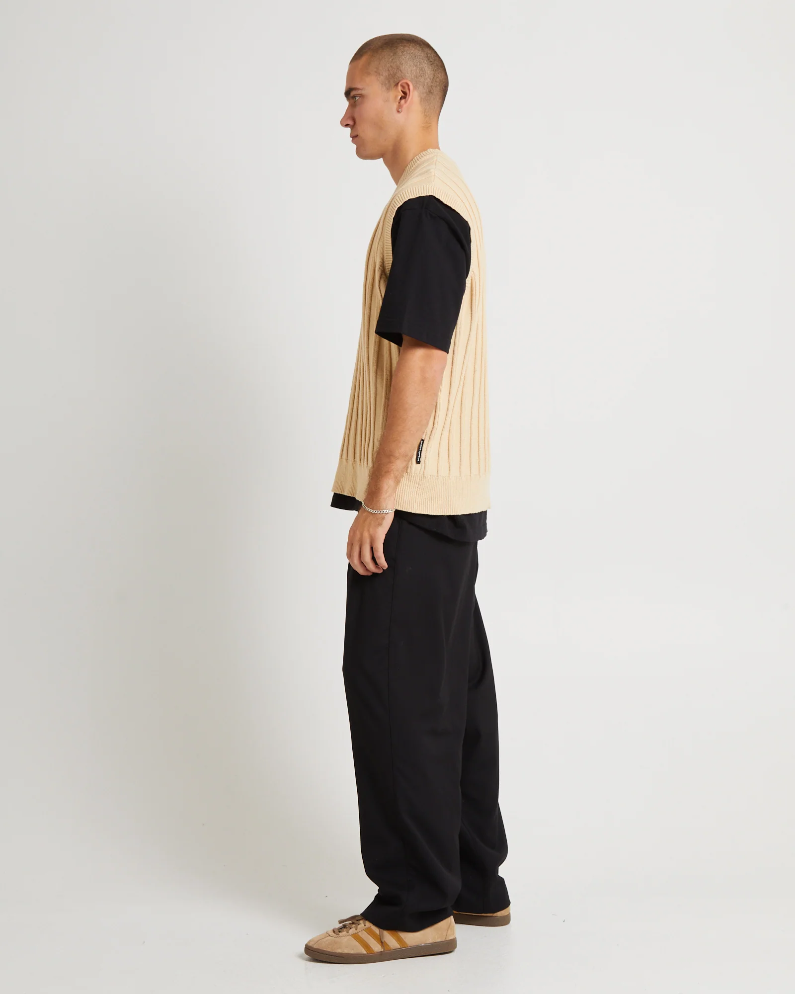 Lambert Knit Vest - Image 4