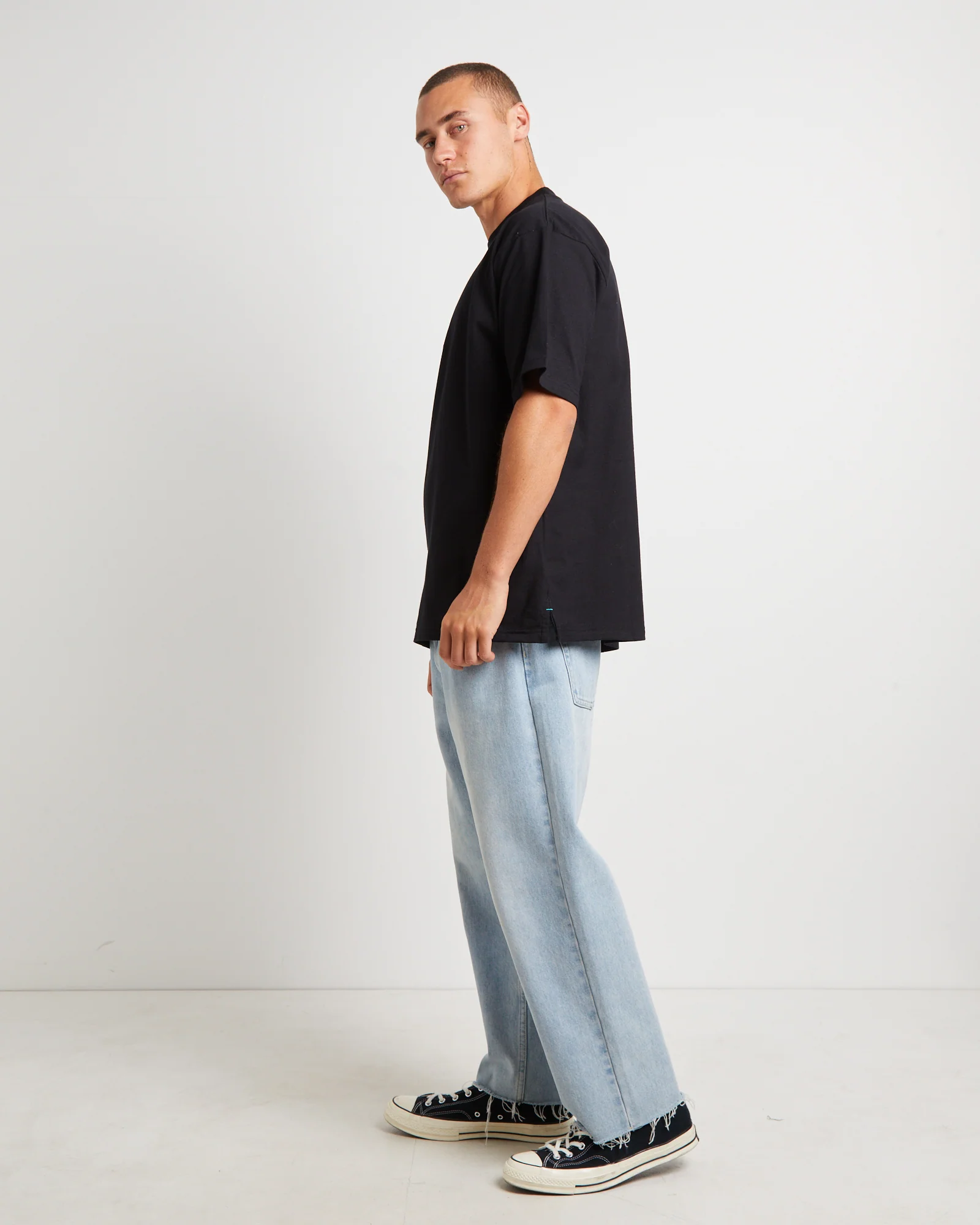 Lando Short Sleeve T-Shirt in Black - Image 4