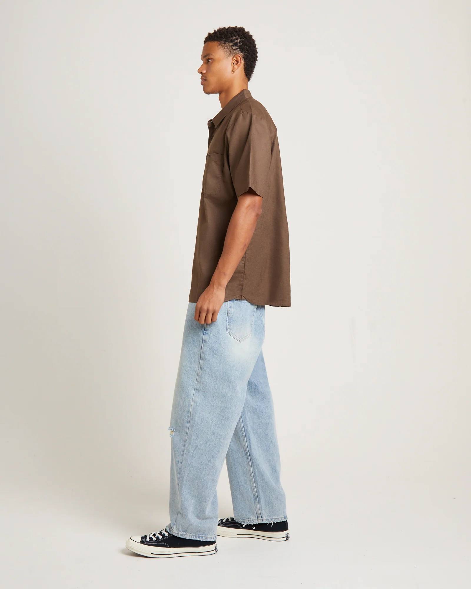 Lee Worker Short Sleeve Shirt in Linen Bark - Image 4