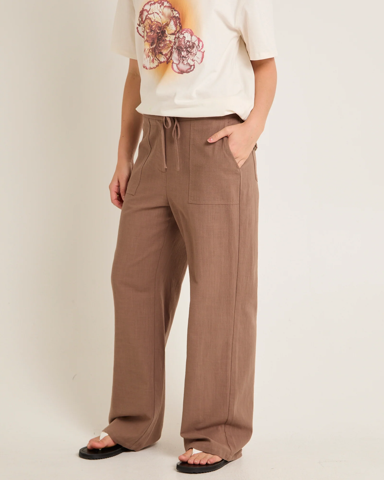 Lenny Linen Patch Pocket Pants - Image 4