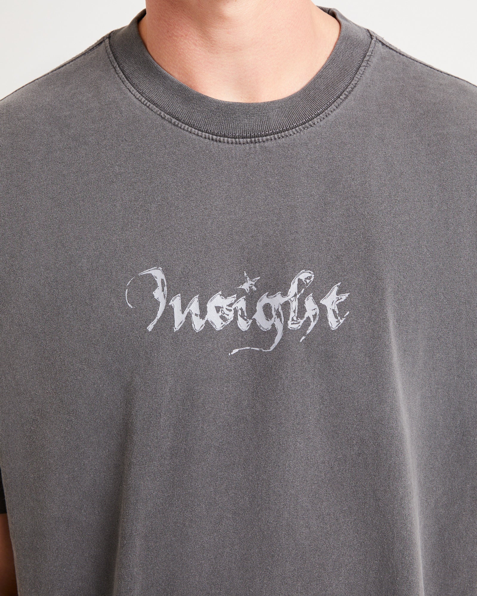 Leo T-Shirt - Image 5