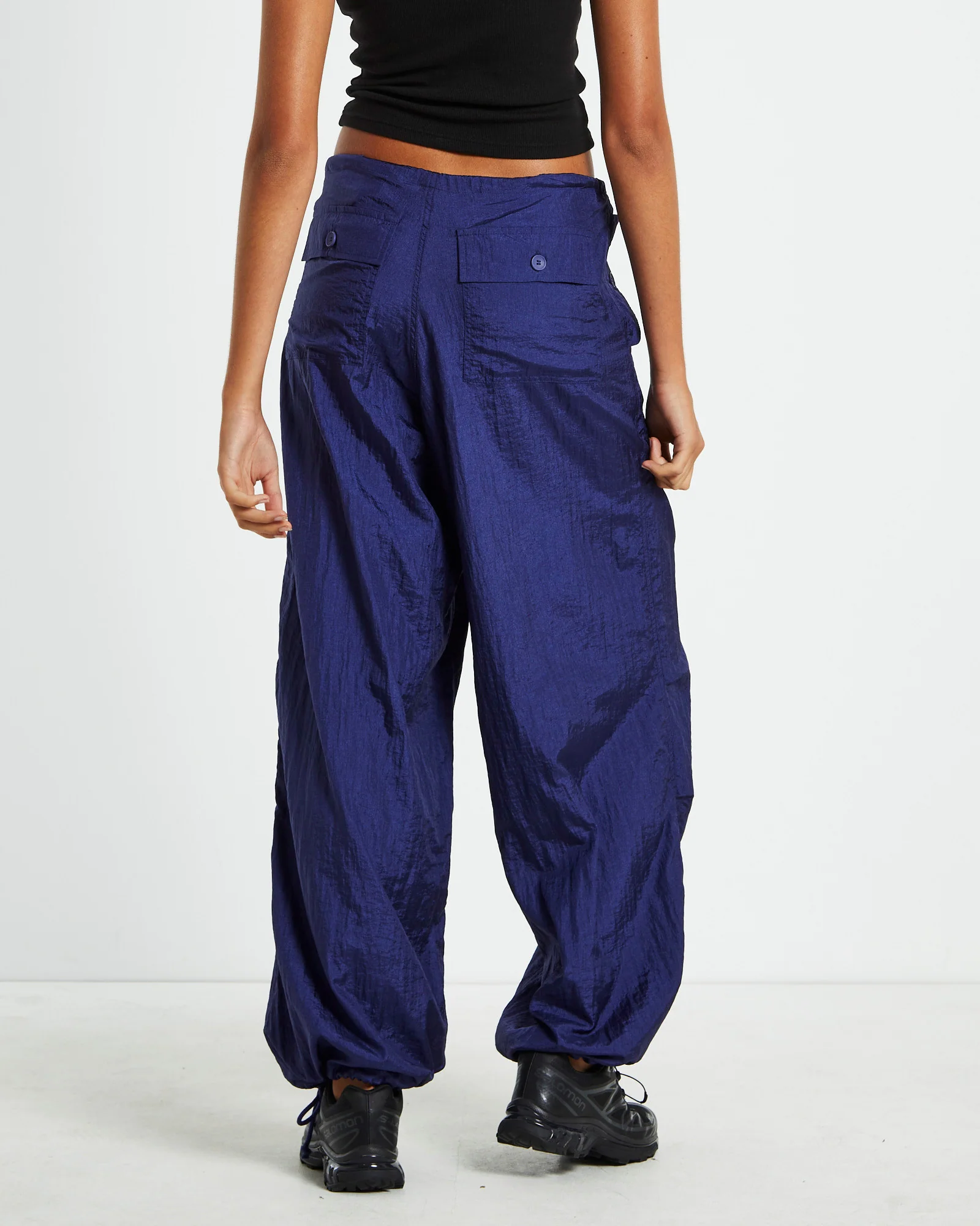 Leoni Parachute Tech Pants Blue - Image 2