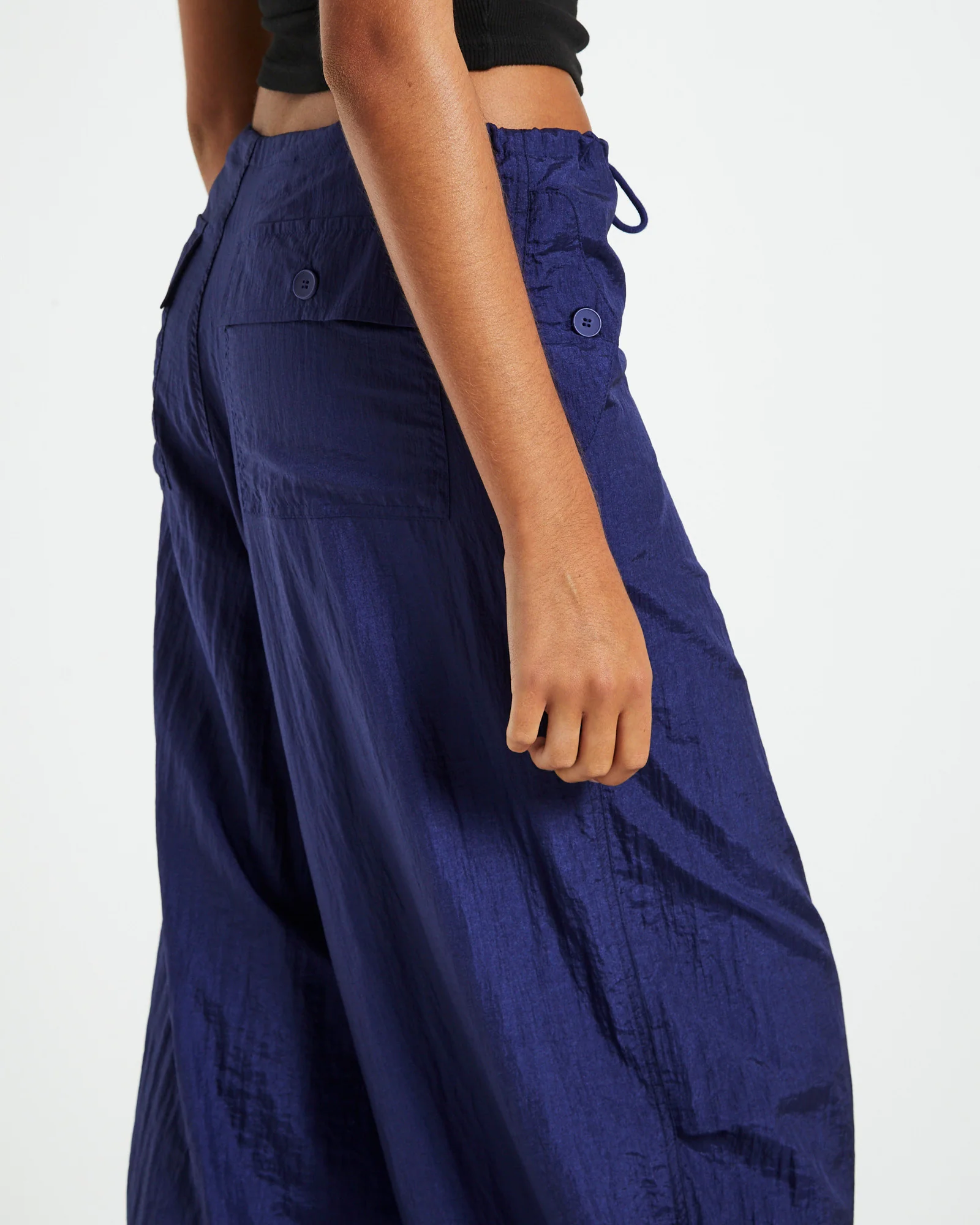 Leoni Parachute Tech Pants Blue - Image 6