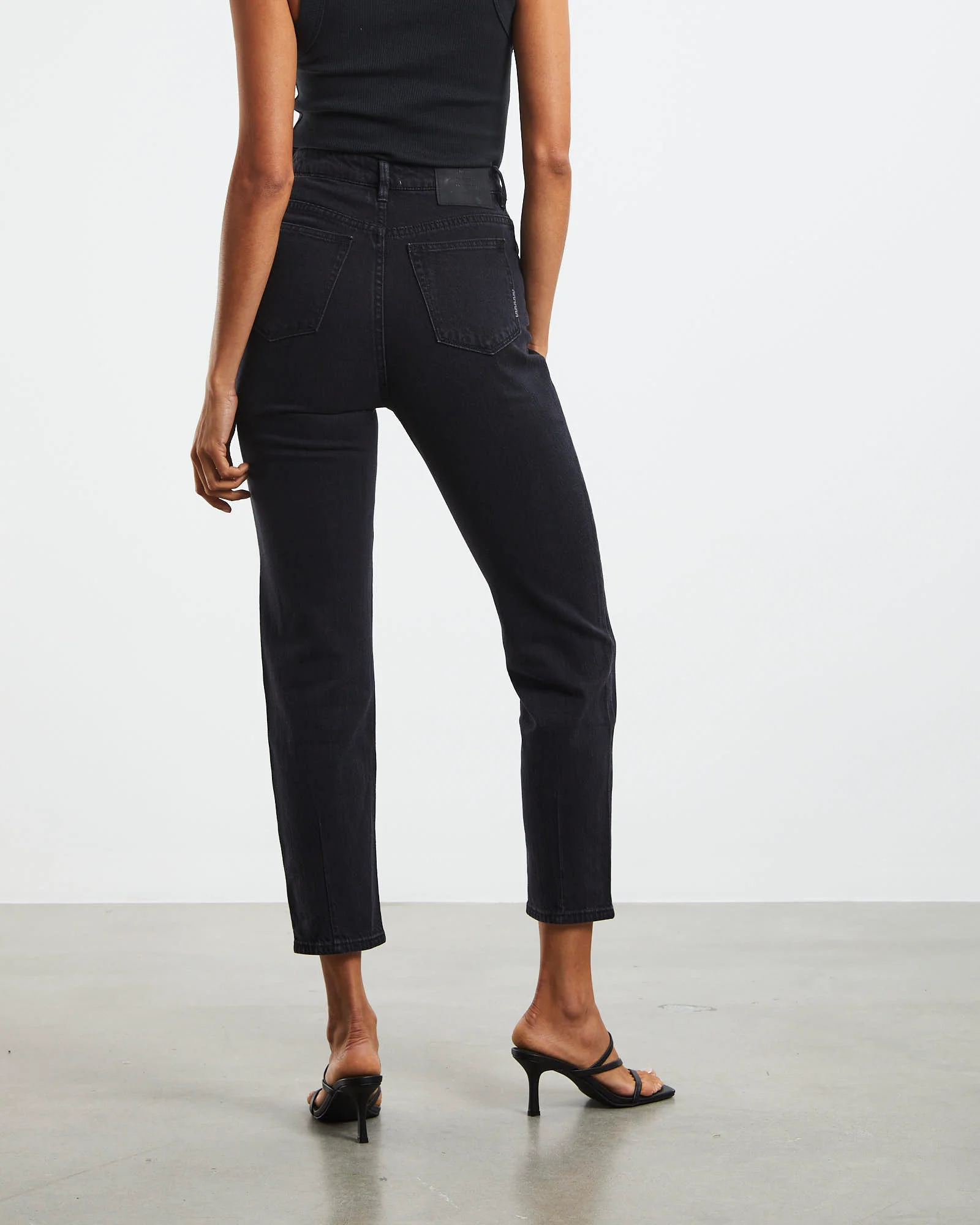 Lola Mom Jeans - Image 2