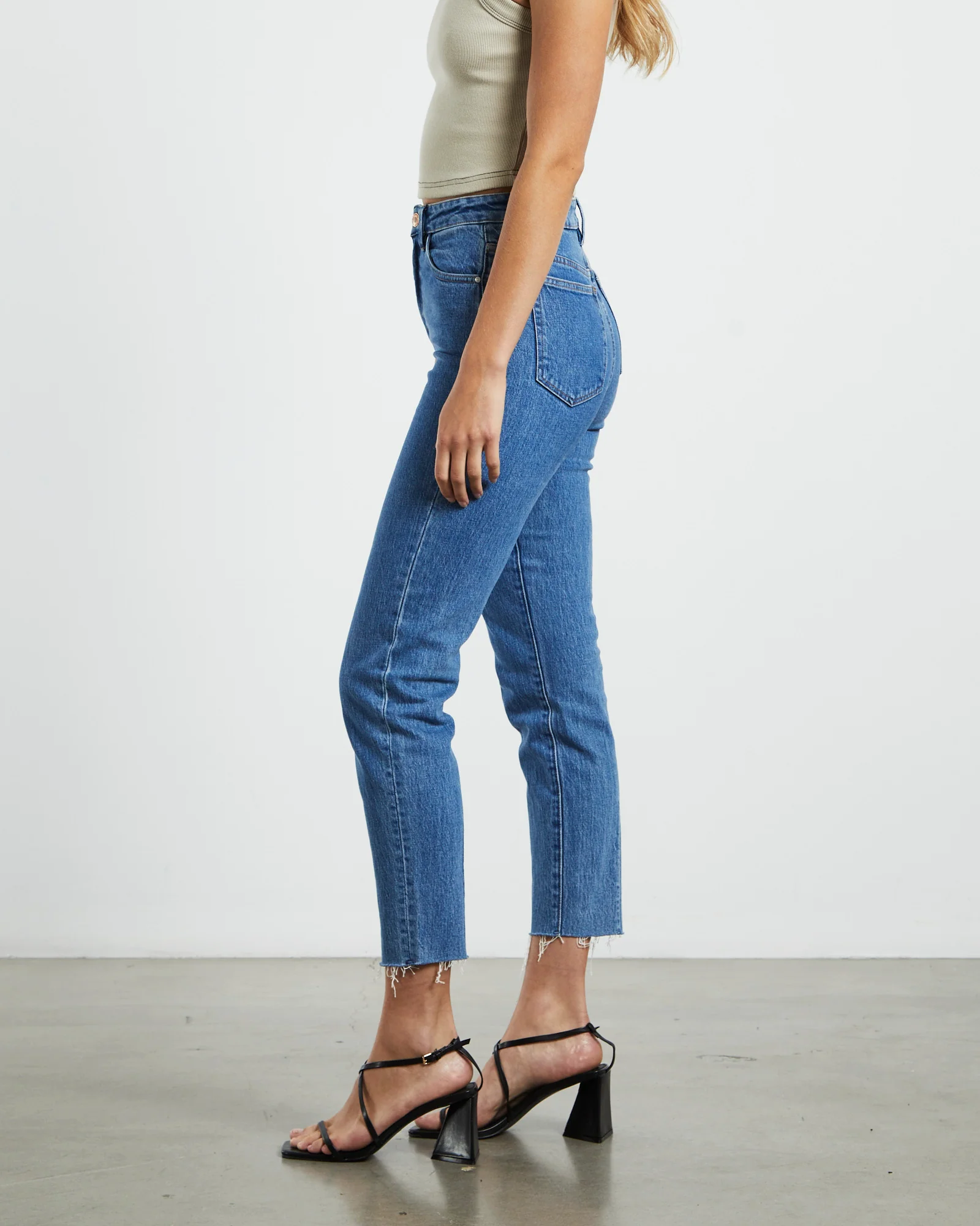 Lola Mom Jeans - Image 3