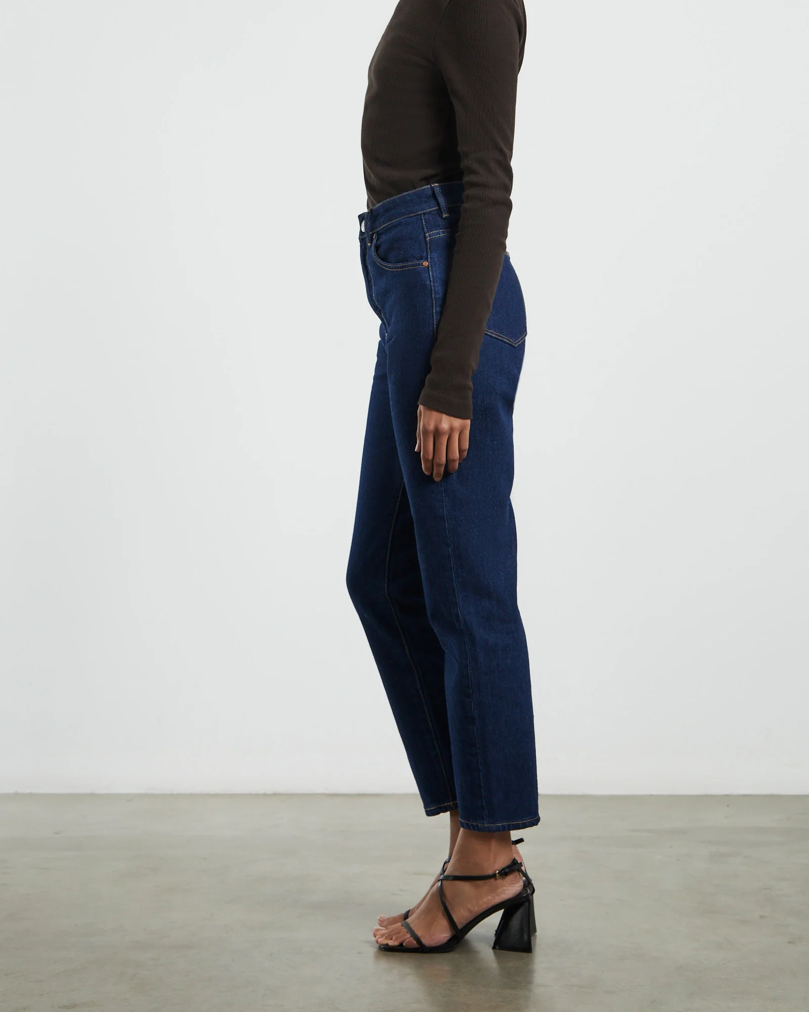 Lola Mom Jeans Vibe Blue - Image 4