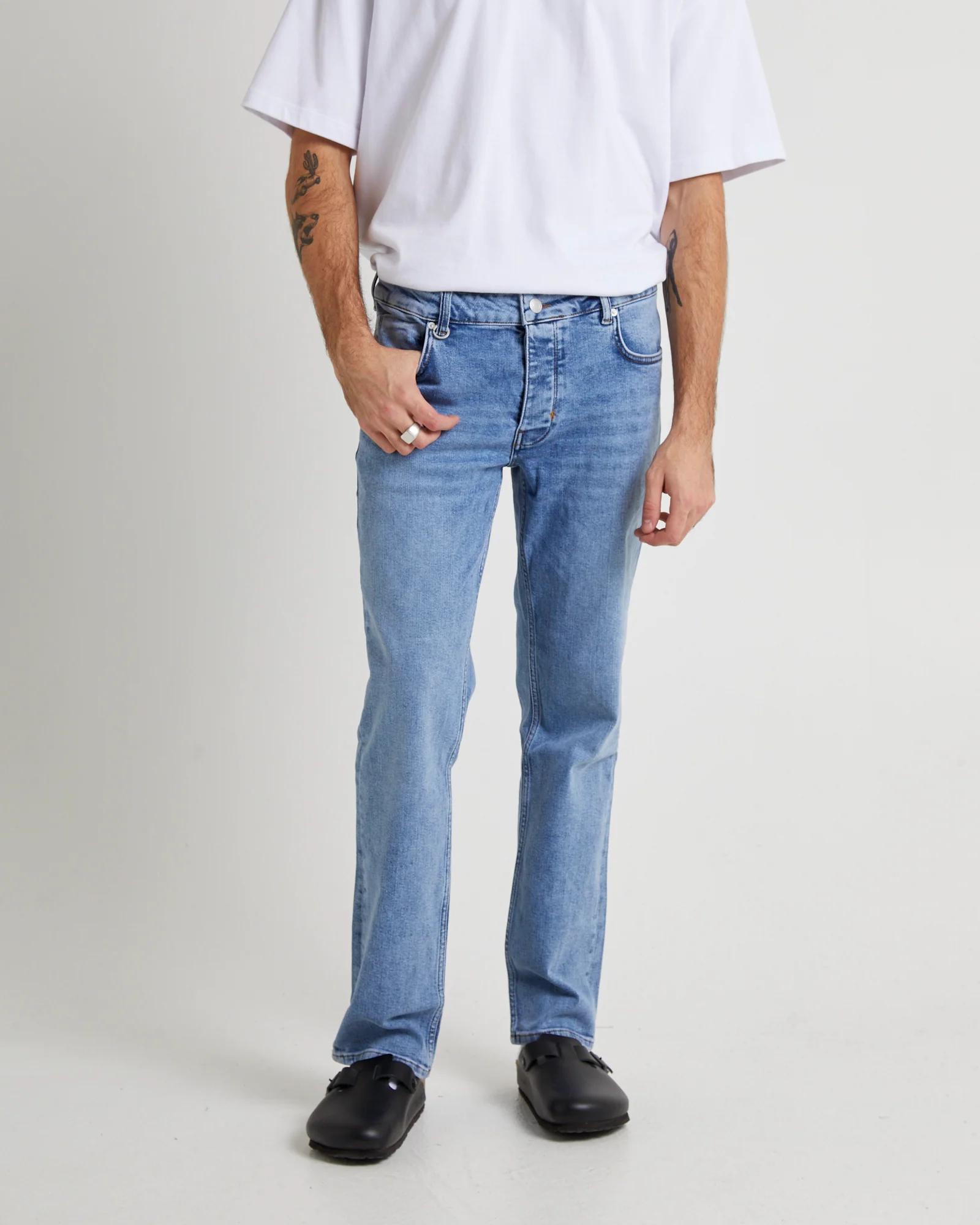 Lou Straight Denim Jeans Valentine - Image 4
