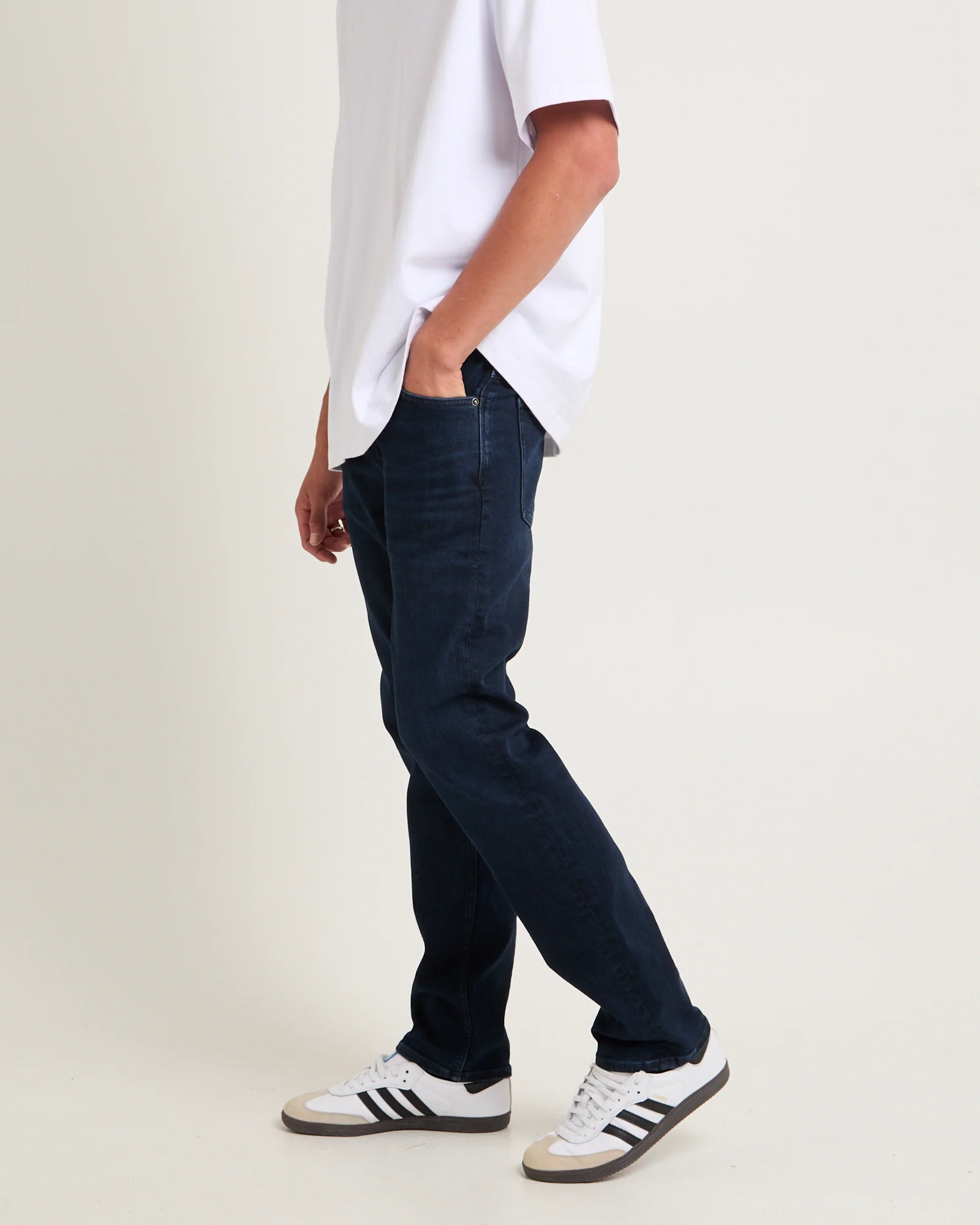 Lou Straight Jeans - Image 4