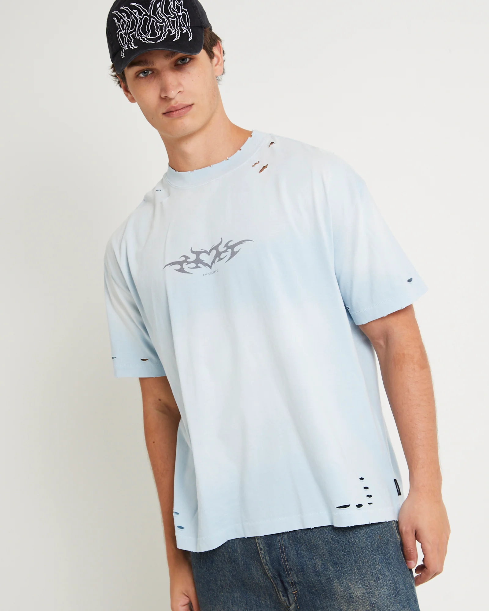 Lovelss Cropped T-Shirt - Image 5