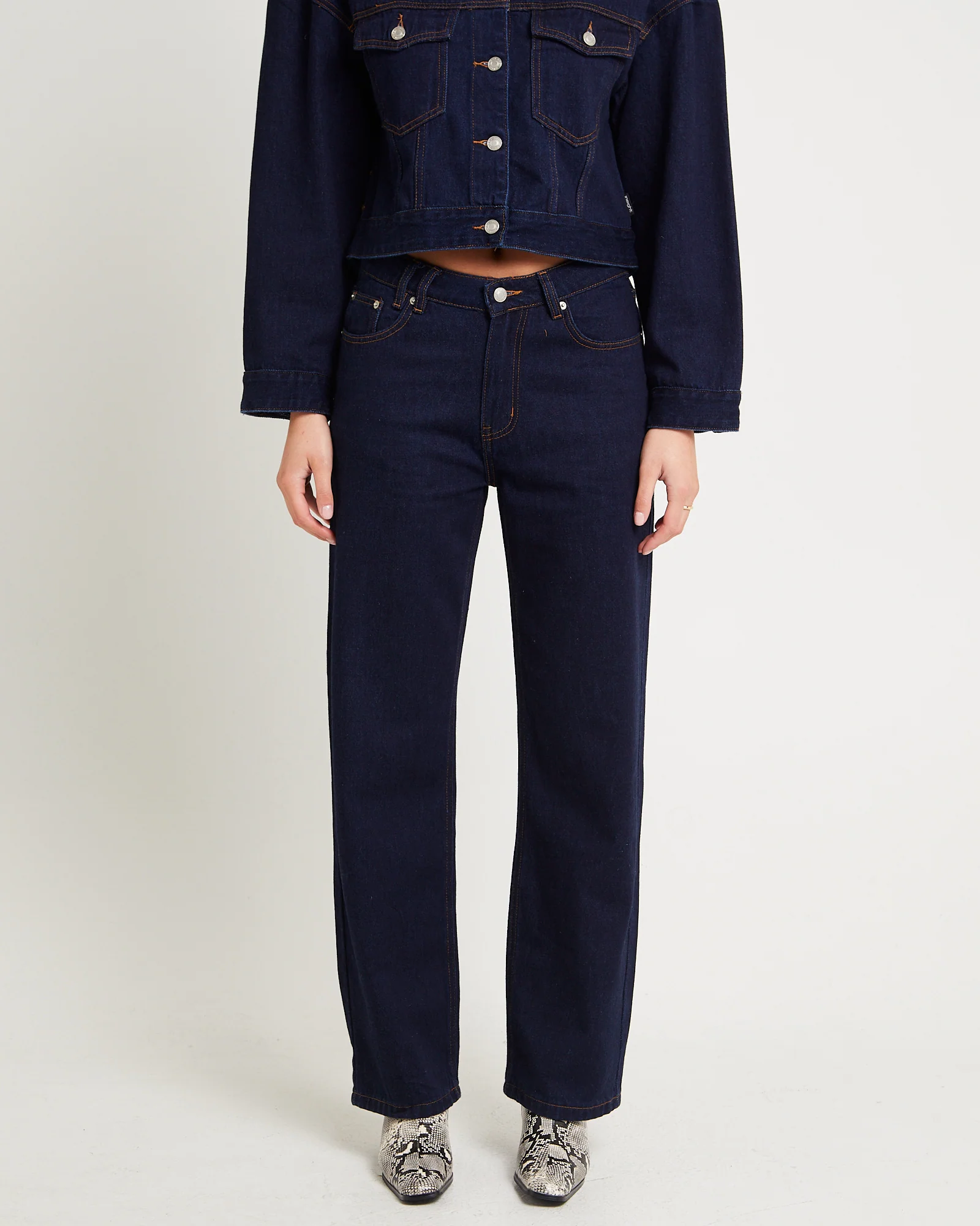 Low Bobby Baggy Dad Denim Jeans - Image 3