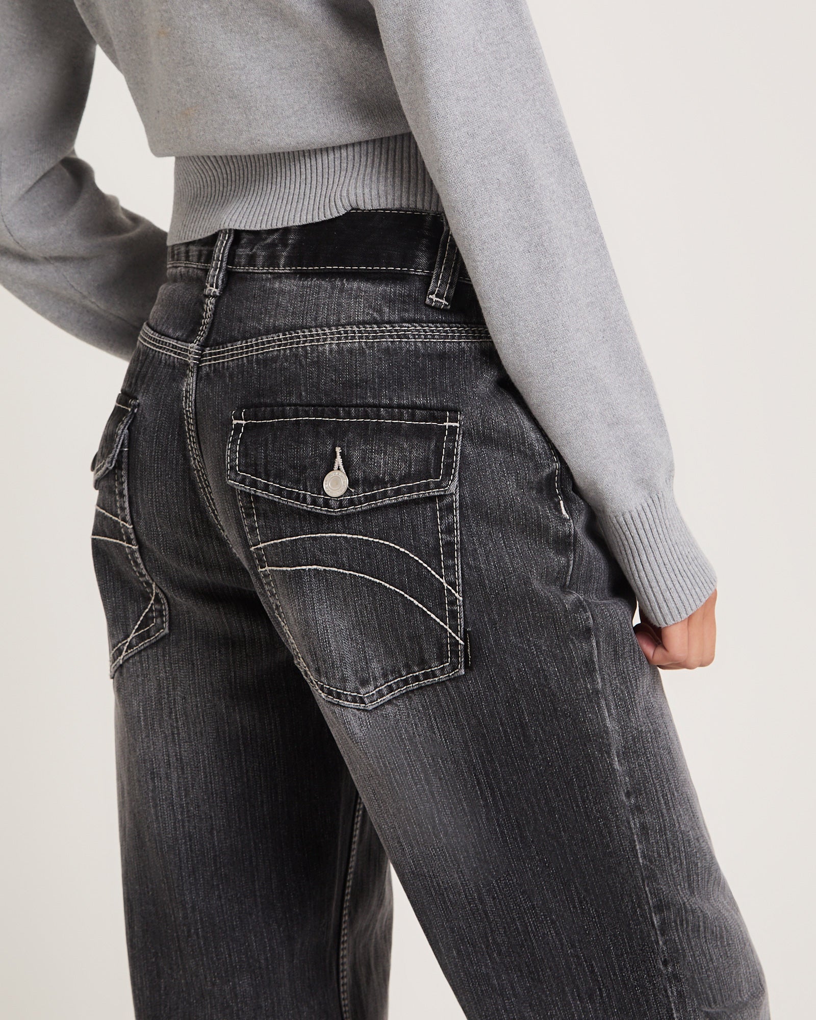 Low Rise Bobby Y2K Denim Jeans - Image 6
