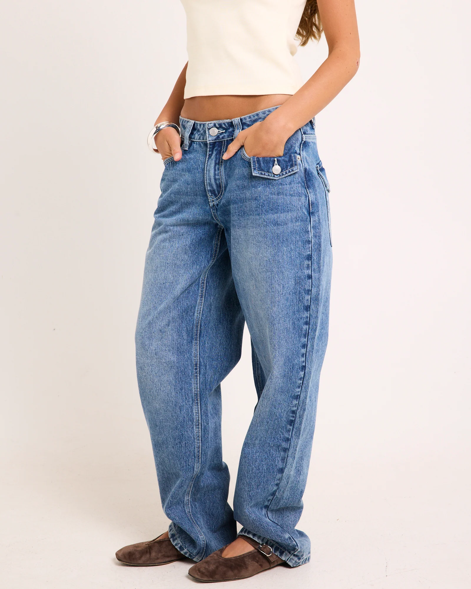 Low Rise Bobby Y2K Denim Jeans - Image 4