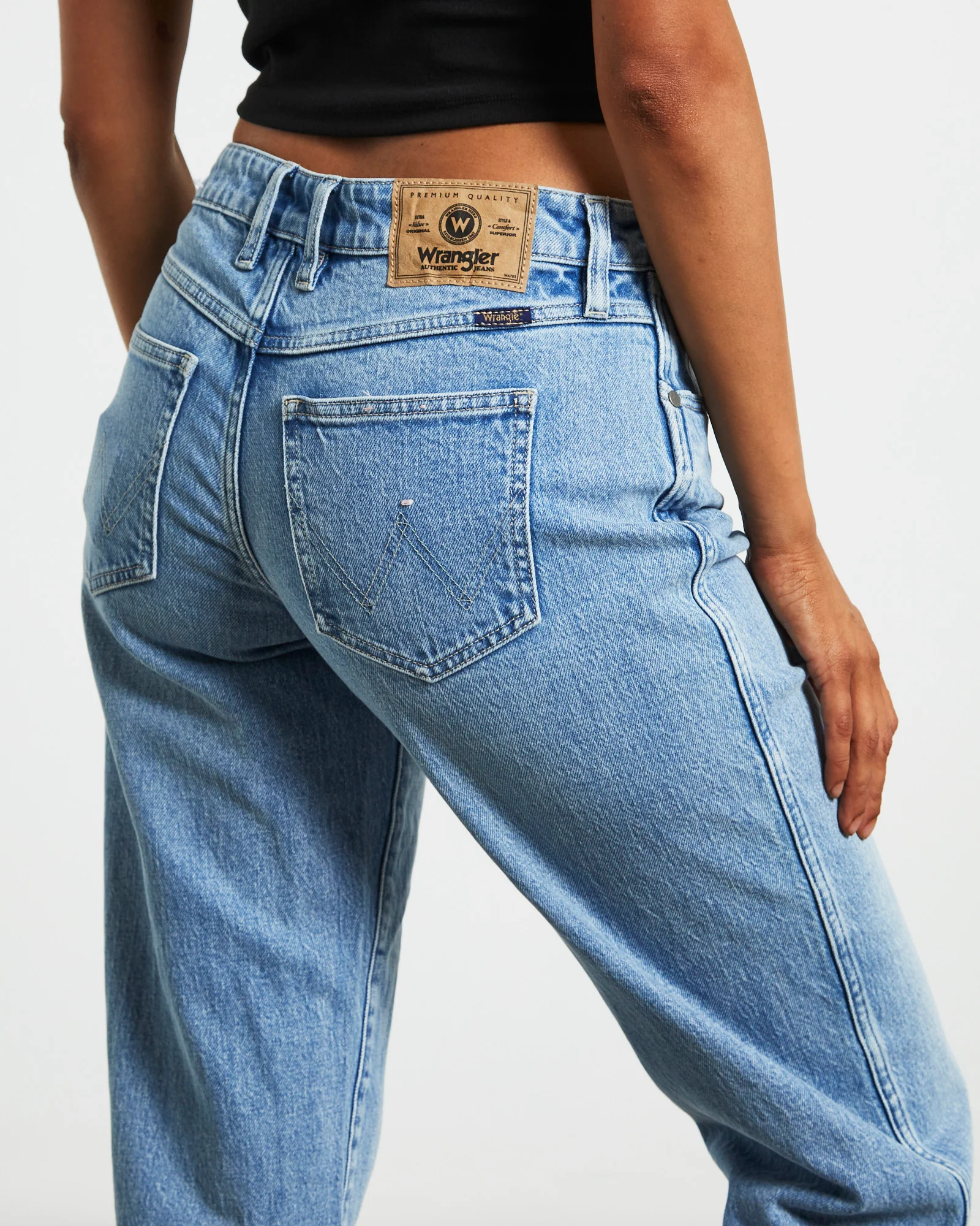 Low Rise Claudia Straight Denim Jeans Cloudy - Image 6